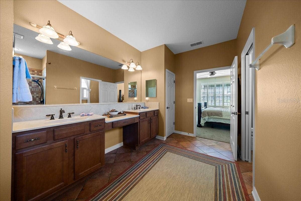 8906 SW 84TH CIRCLE, Ocala, FL 34481 8906 SW 84TH CIRCLE, Ocala, FL 34481