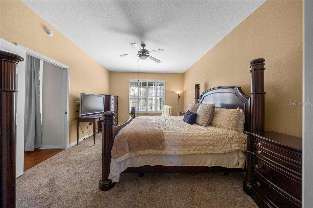 8906 SW 84TH CIRCLE, Ocala, FL 34481 8906 SW 84TH CIRCLE, Ocala, FL 34481