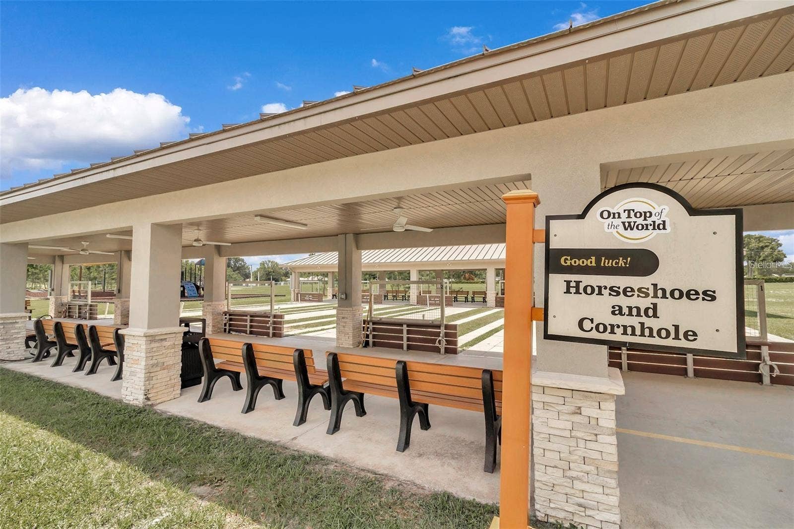 8906 SW 84TH CIRCLE, Ocala, FL 34481 Horseshoes and Cornhole