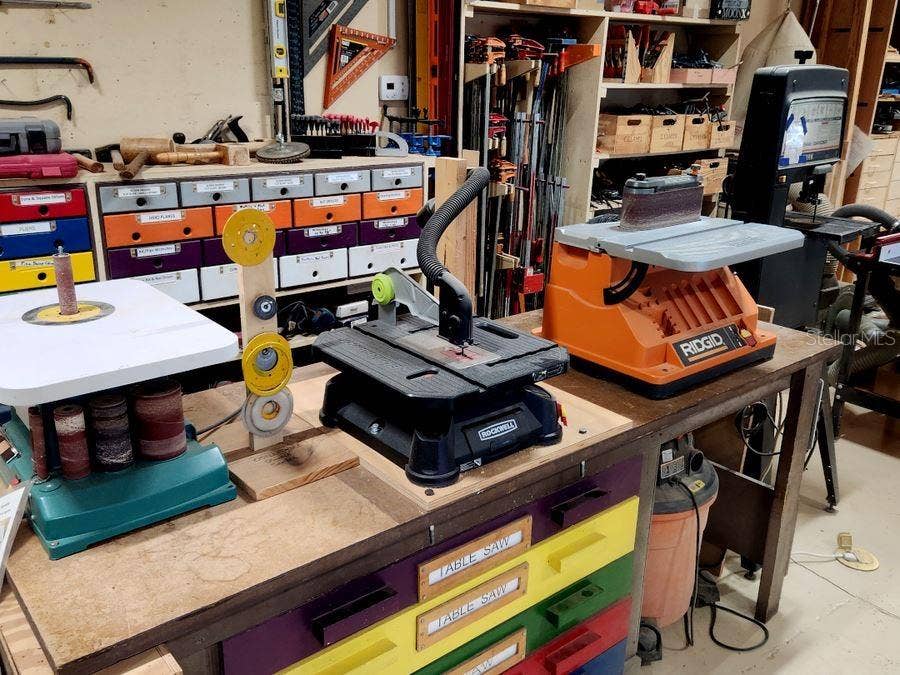8906 SW 84TH CIRCLE, Ocala, FL 34481 Wood Shop