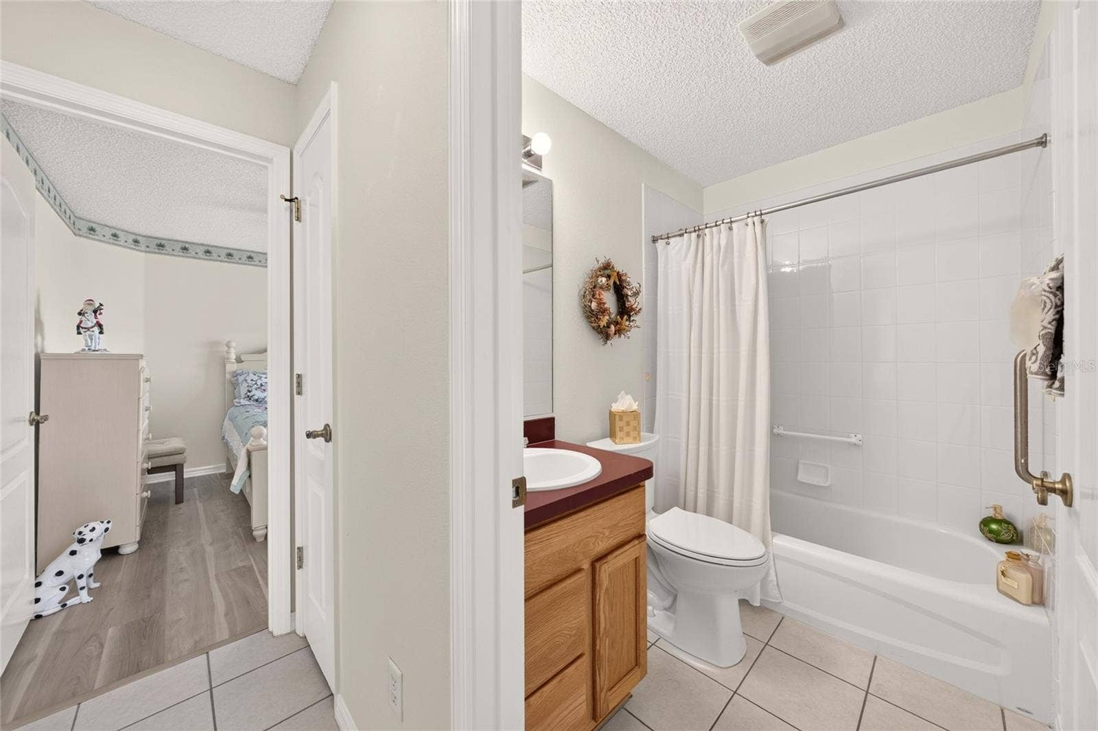1700 NORFOLK AVENUE, The Villages, FL 32162 1700 NORFOLK AVENUE, The Villages, FL 32162