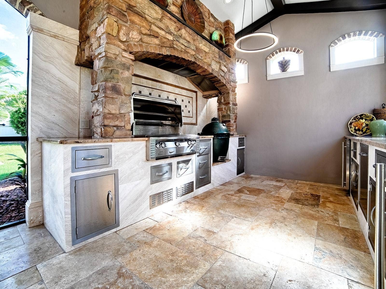 1103 MIONA SHORES DRIVE, The Villages, FL 32162 1103 MIONA SHORES DRIVE, The Villages, FL 32162