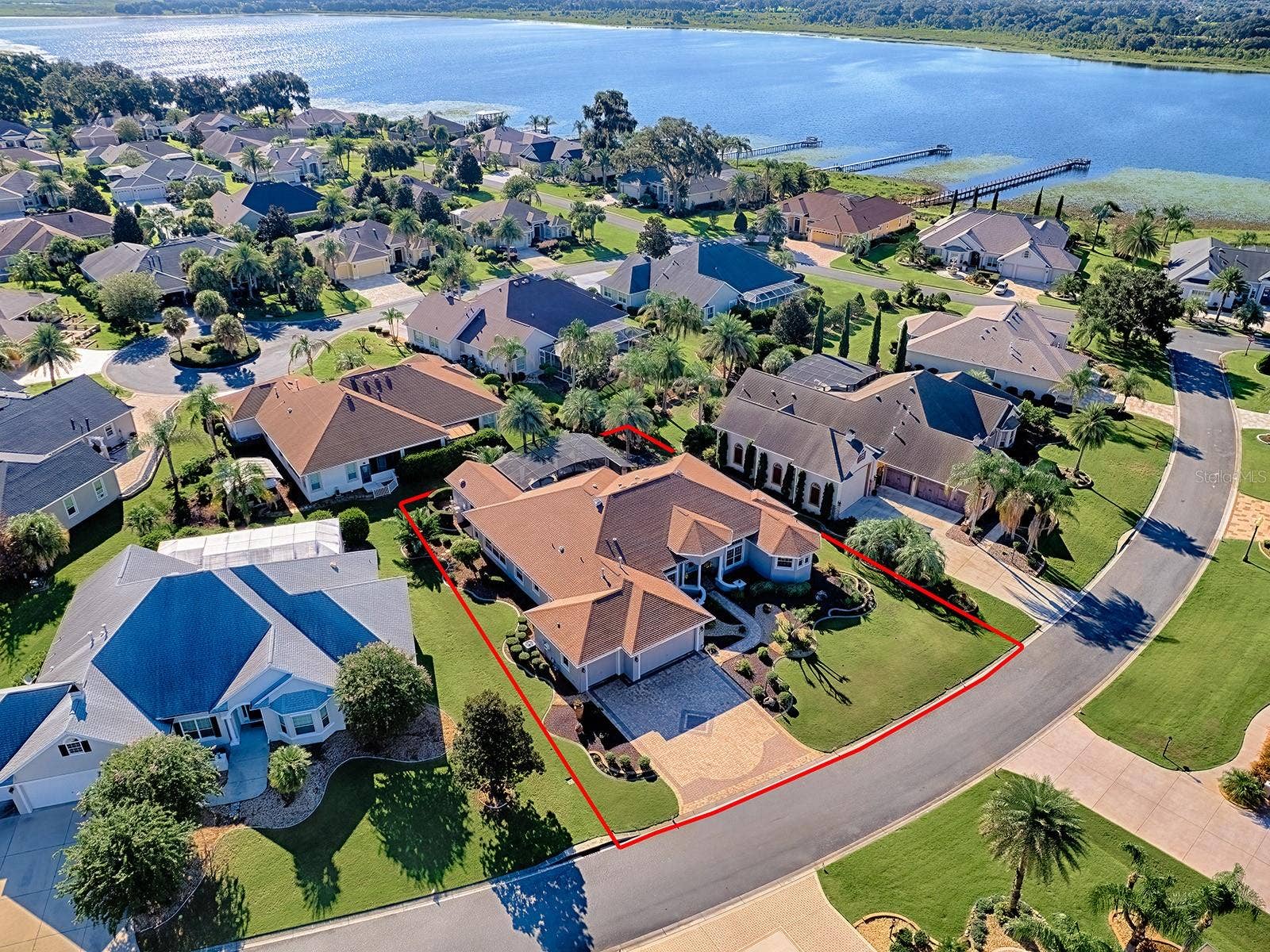 1103 MIONA SHORES DRIVE, The Villages, FL 32162 FOOTPRINT OF THE HOME.