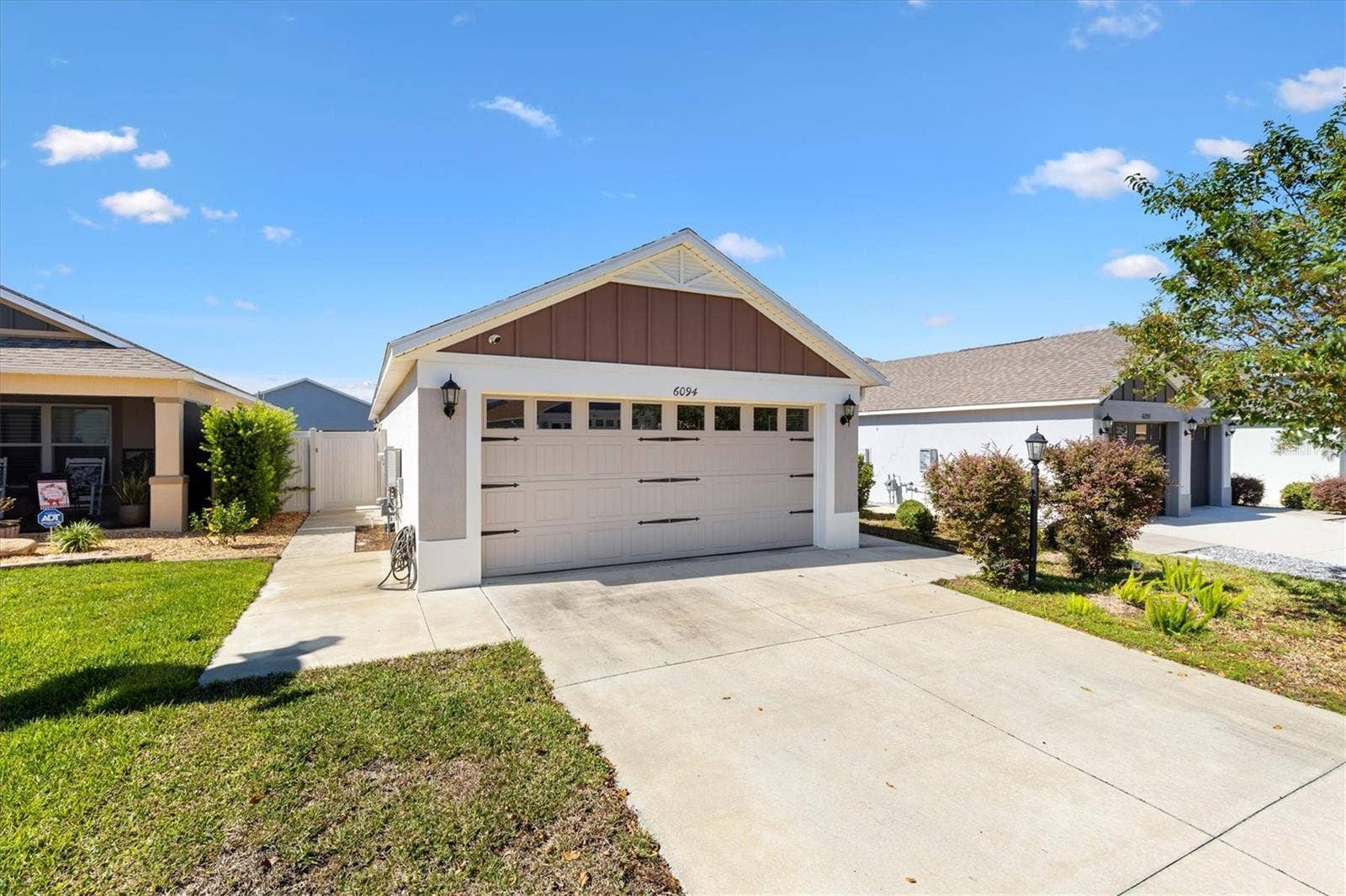 6094 RODRIGUEZ LANE, The Villages, FL 32163 Front
