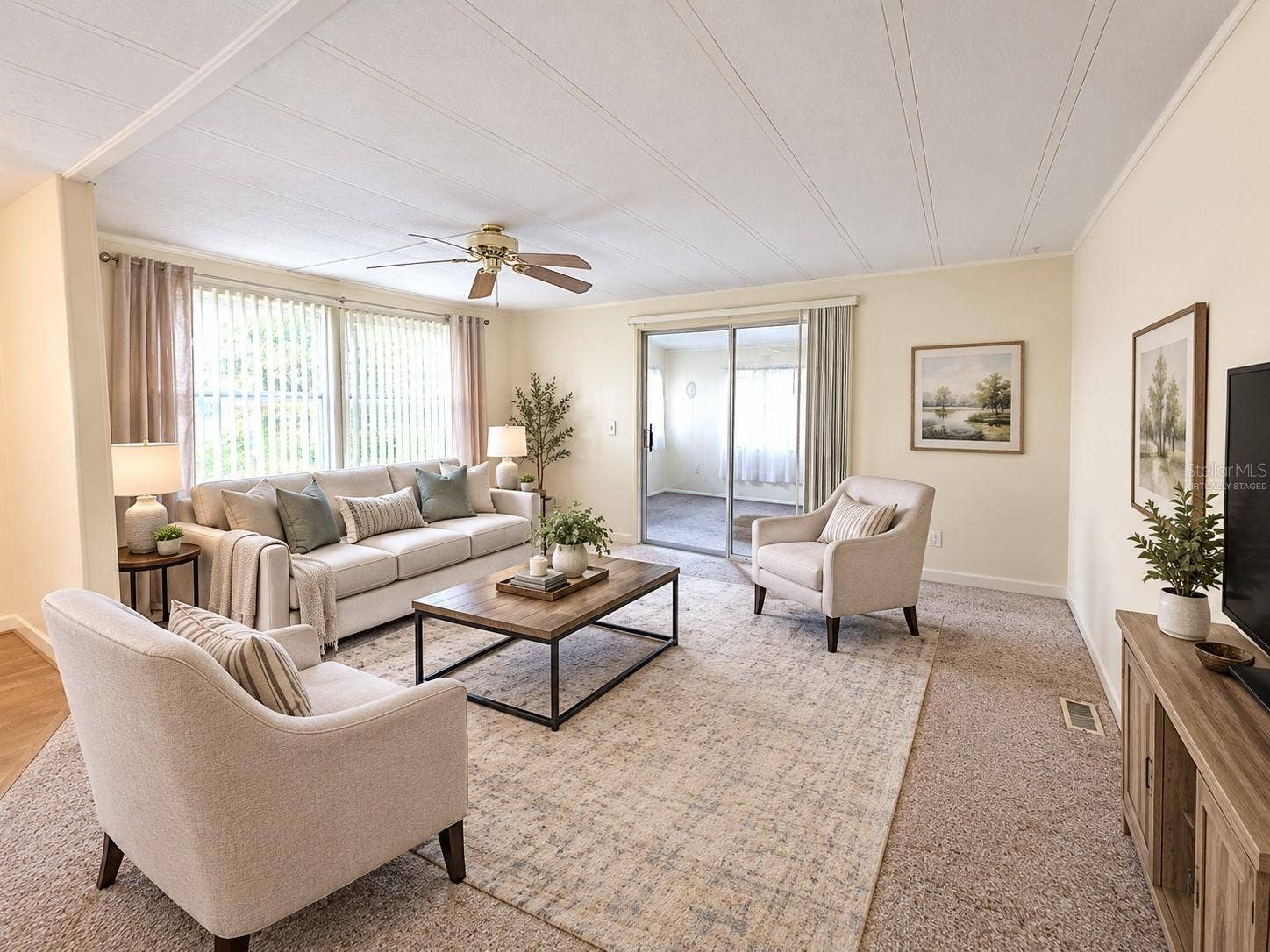 512 PALO VERDE DRIVE, Leesburg, FL 34748 Living Room Virtually Staged