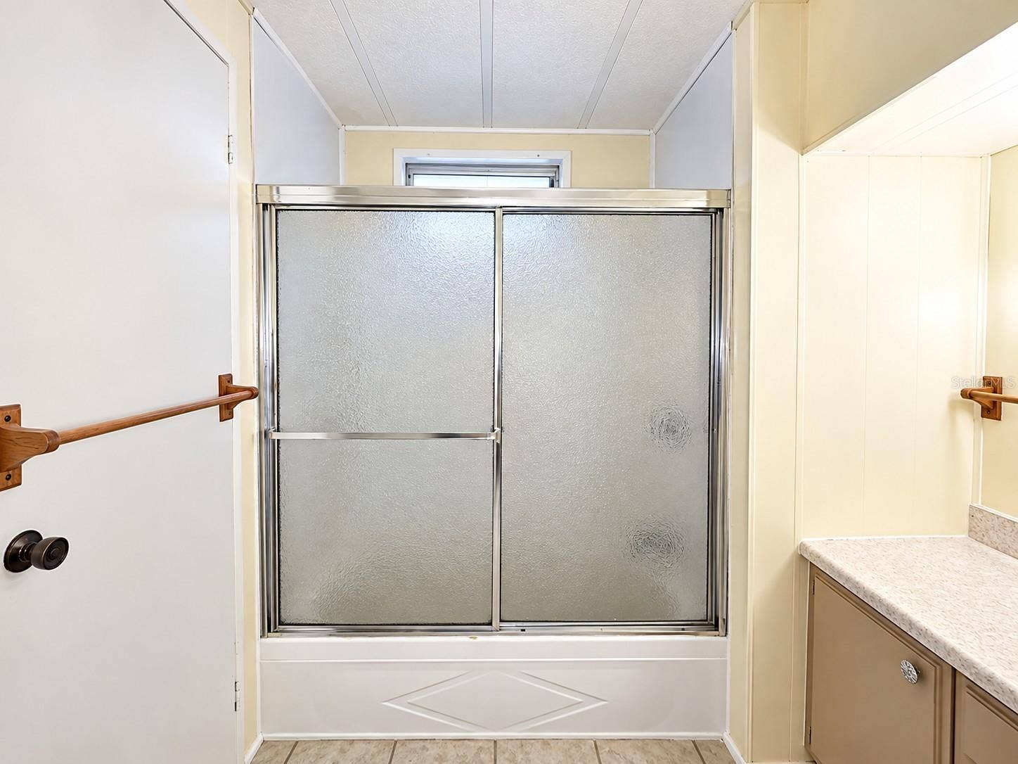 512 PALO VERDE DRIVE, Leesburg, FL 34748 Primary Full Bathroom