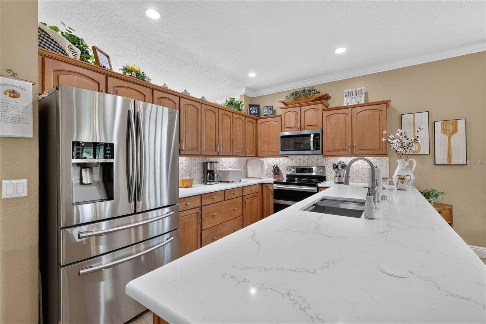 8021 SAINT JAMES WAY, Mount Dora, FL 32757