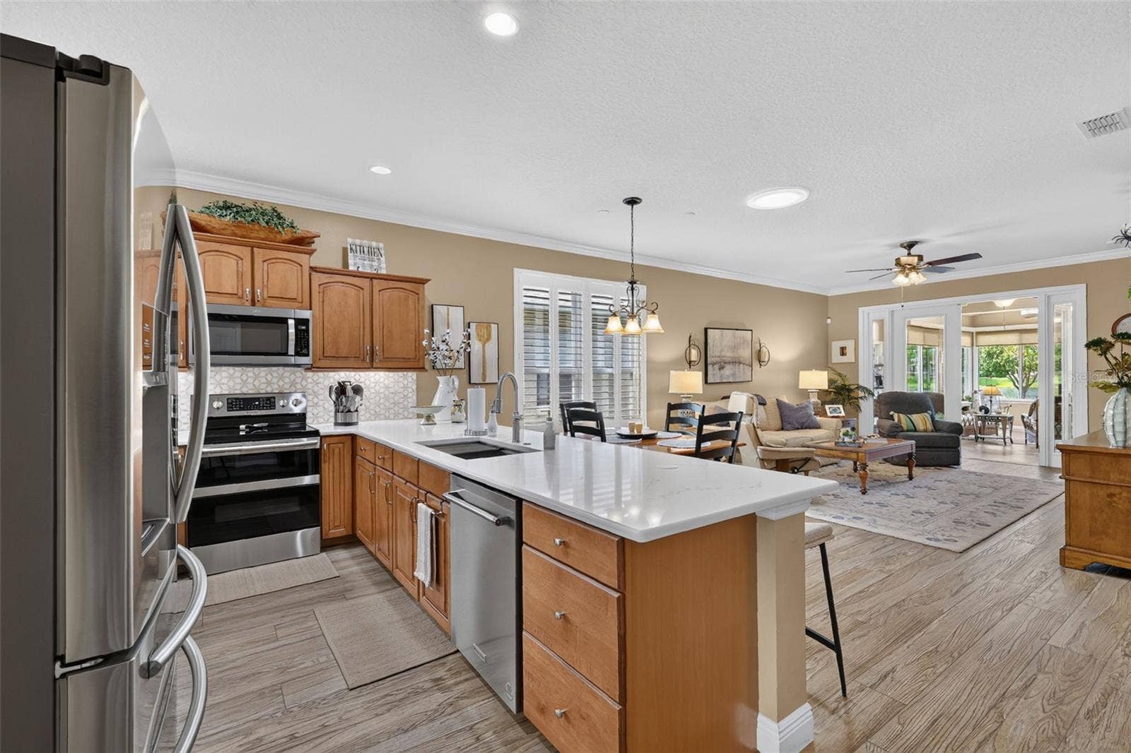 8021 SAINT JAMES WAY, Mount Dora, FL 32757