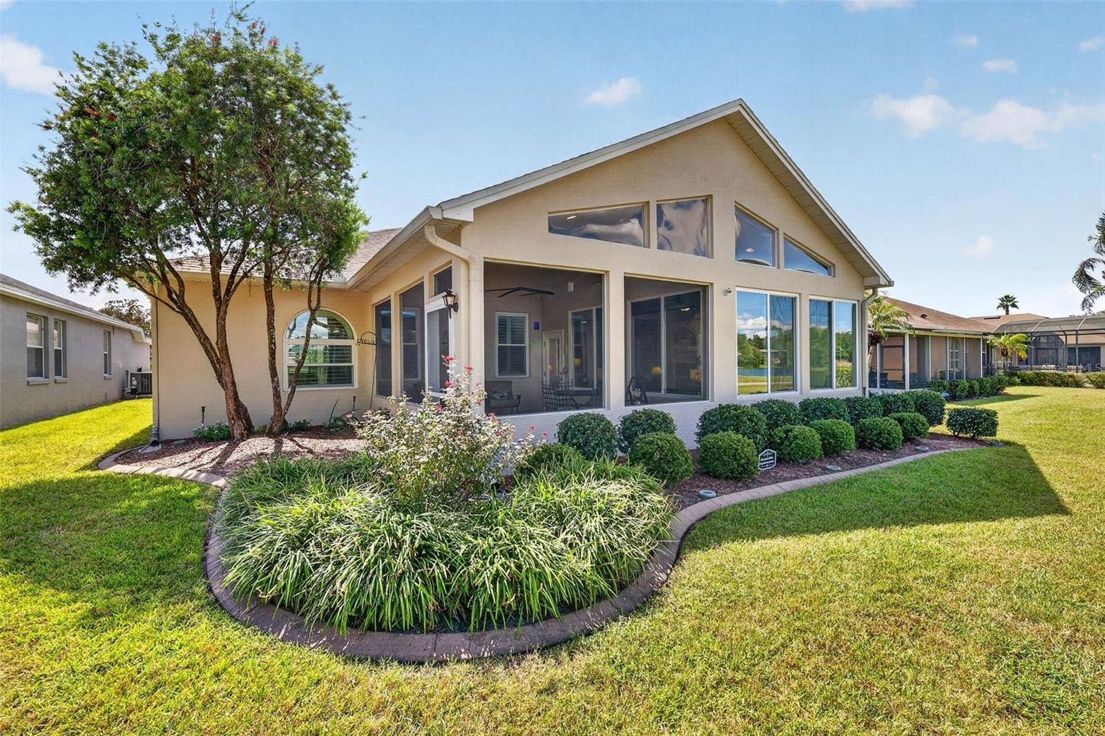 8021 SAINT JAMES WAY, Mount Dora, FL 32757