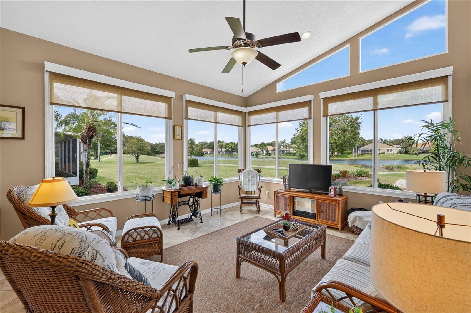 8021 SAINT JAMES WAY, Mount Dora, FL 32757