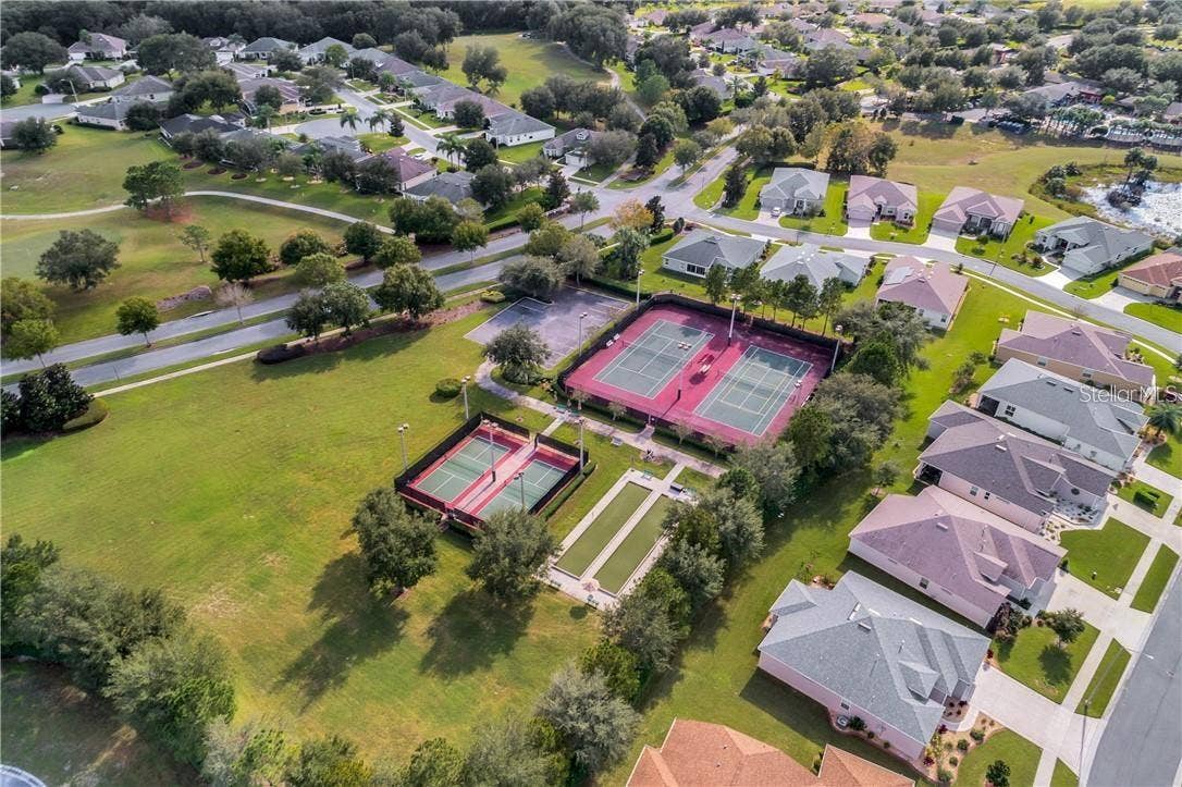 27239 WHITE PLAINS WAY, Leesburg, FL 34748 27239 WHITE PLAINS WAY, Leesburg, FL 34748
