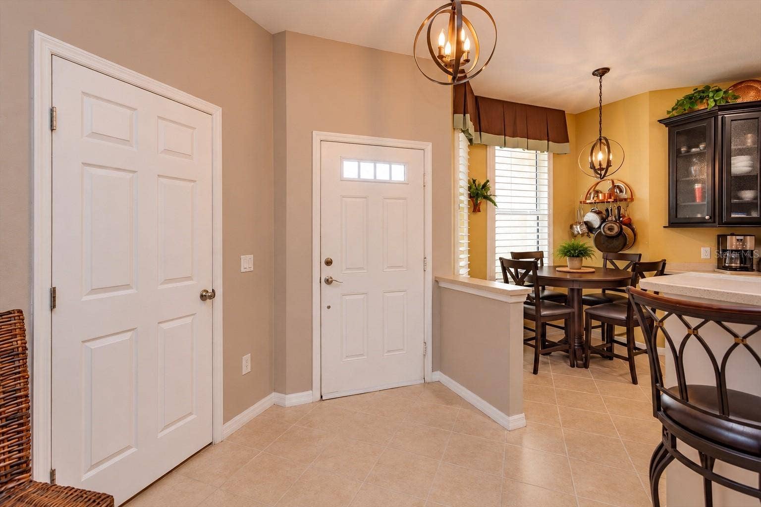 27239 WHITE PLAINS WAY, Leesburg, FL 34748 27239 WHITE PLAINS WAY, Leesburg, FL 34748