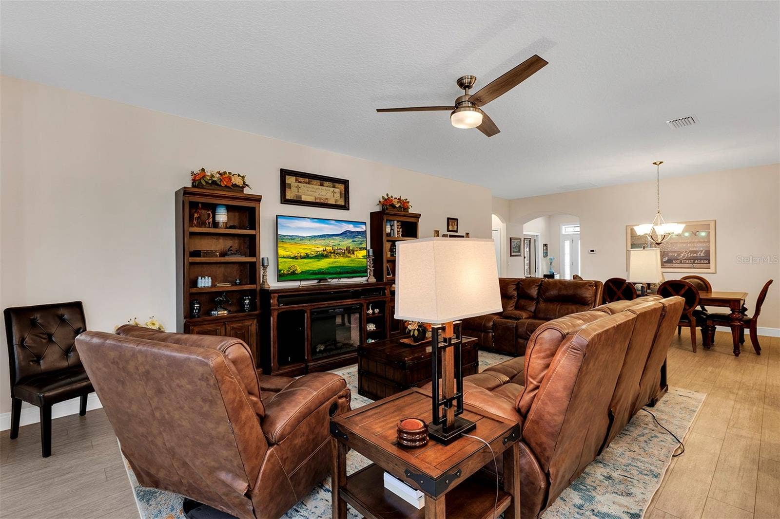 27040 CAMERONS RUN, Leesburg, FL 34748