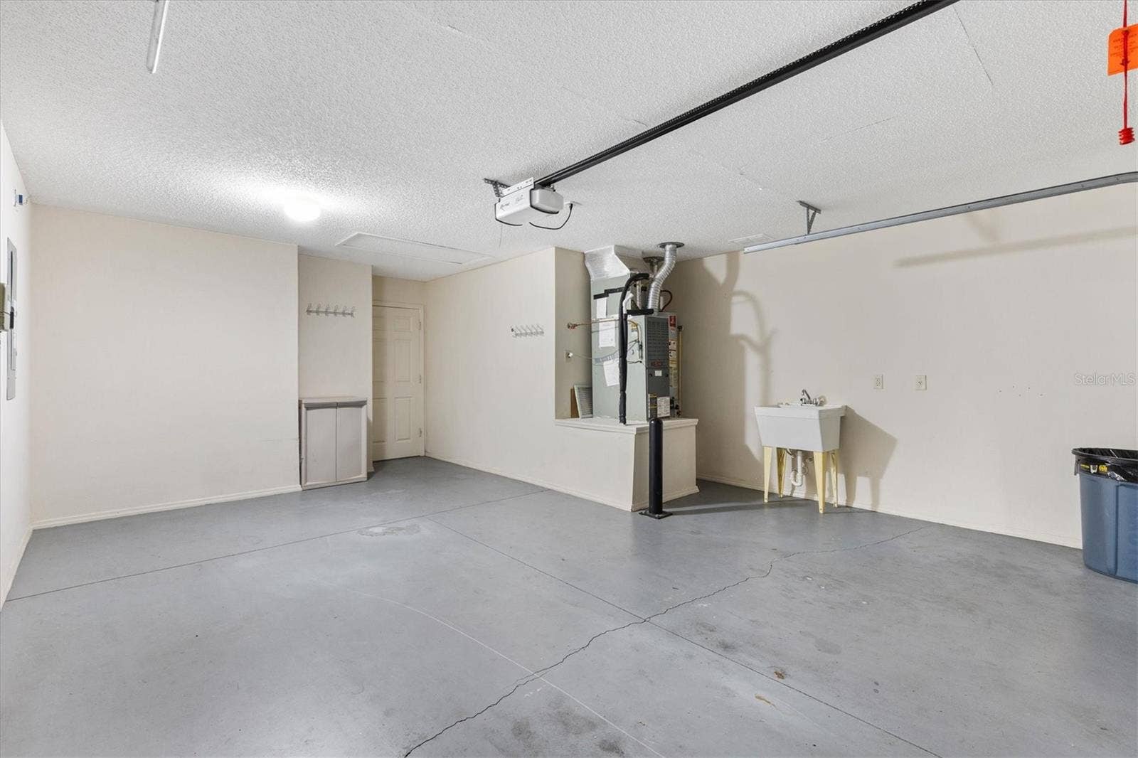 1 CAR PLUS GOLF CART GARAGE