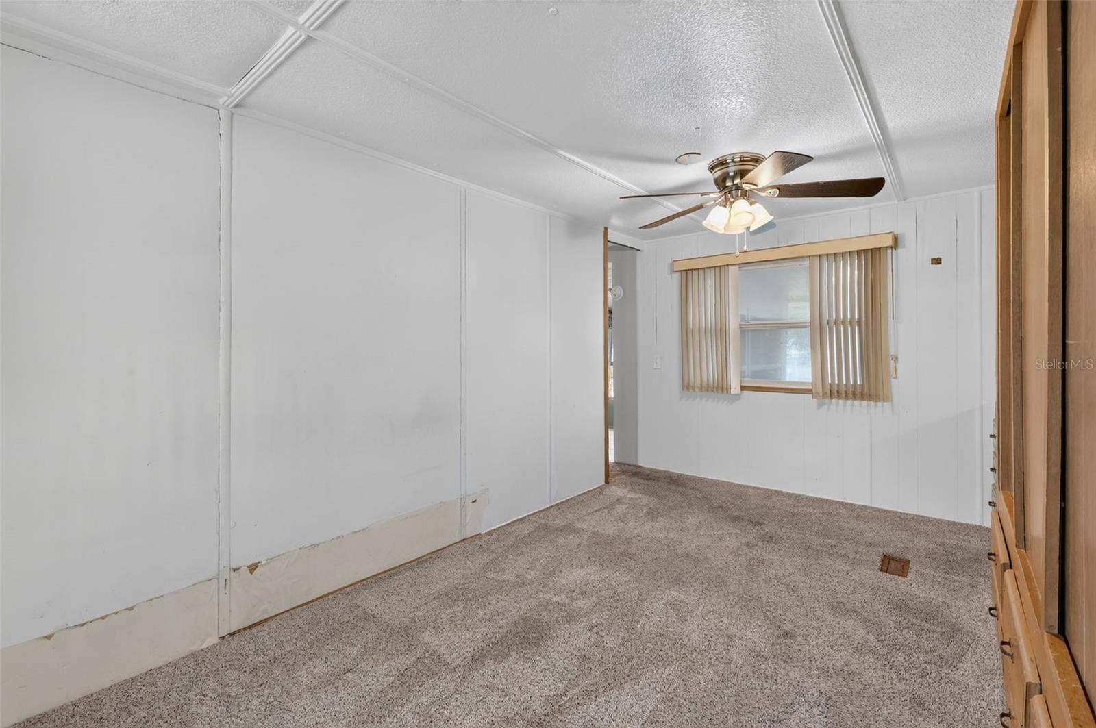 31722 IMPERIAL DRIVE, Tavares, FL 32778