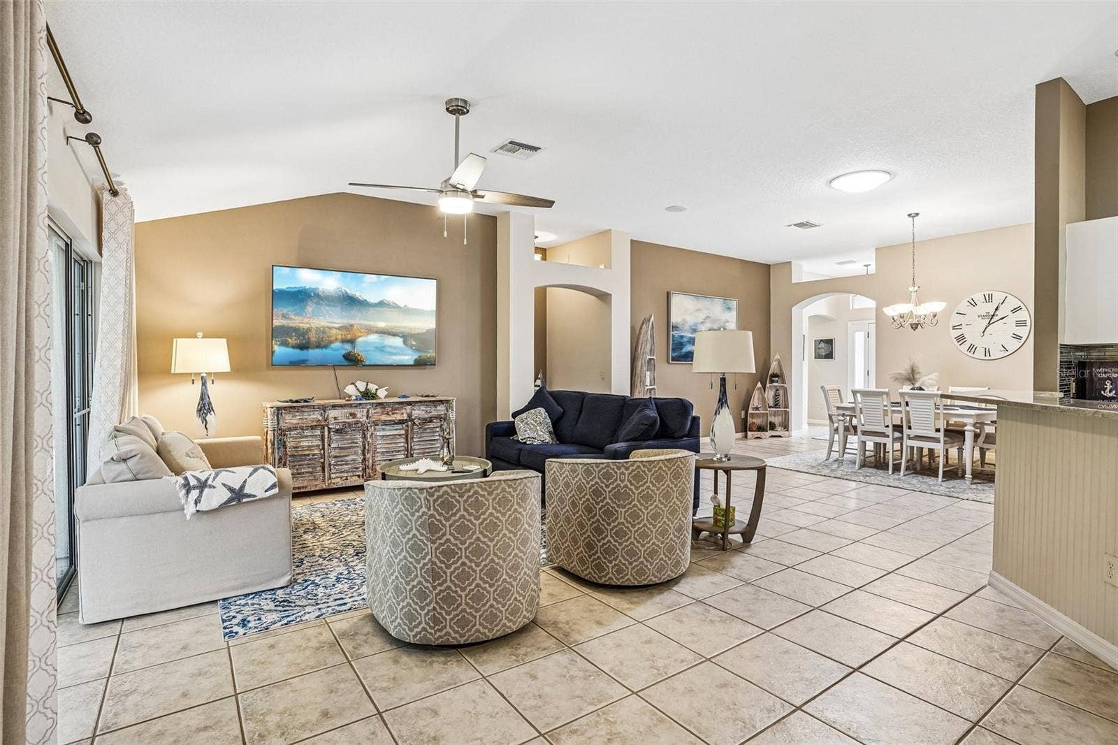 17115 SE 93RD TELLFIER TERRACE, The Villages, FL 32162 fabulous space