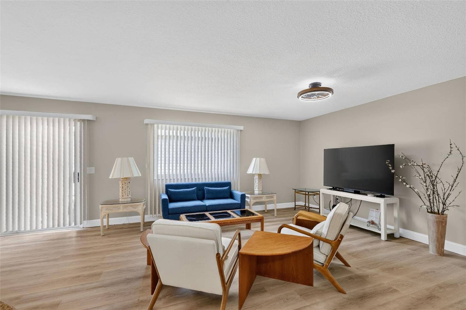 1647 DURAN DRIVE, The Villages, FL 32162 1647 DURAN DRIVE, The Villages, FL 32162