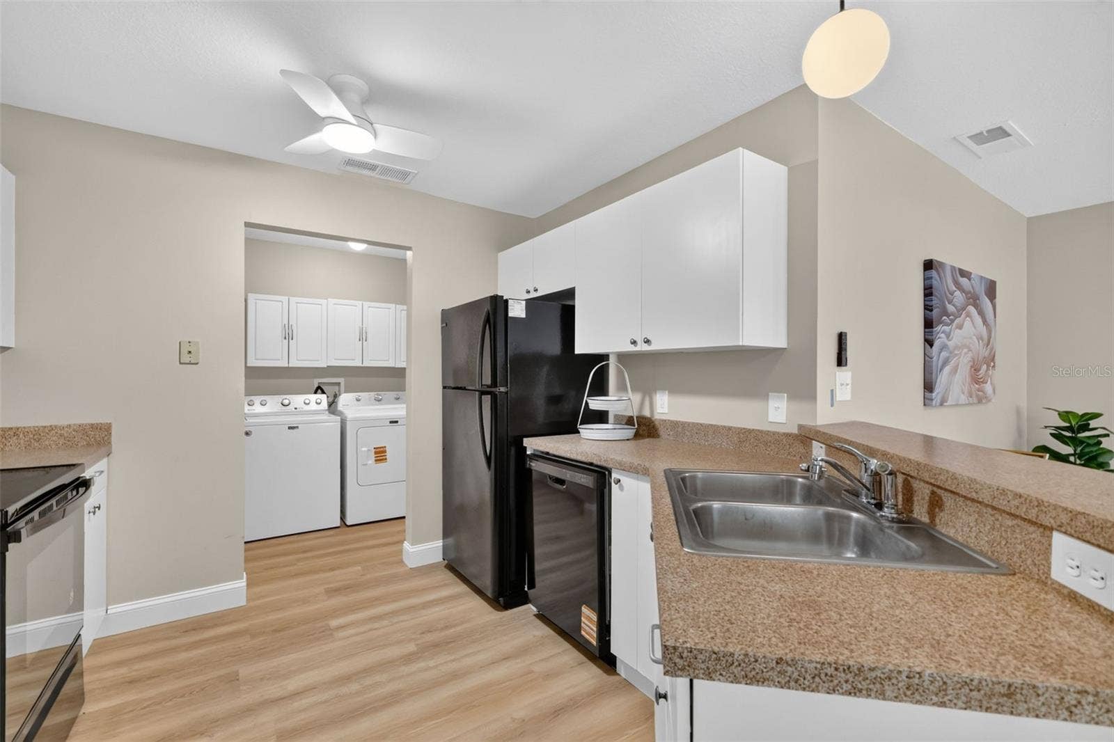 1647 DURAN DRIVE, The Villages, FL 32162 1647 DURAN DRIVE, The Villages, FL 32162