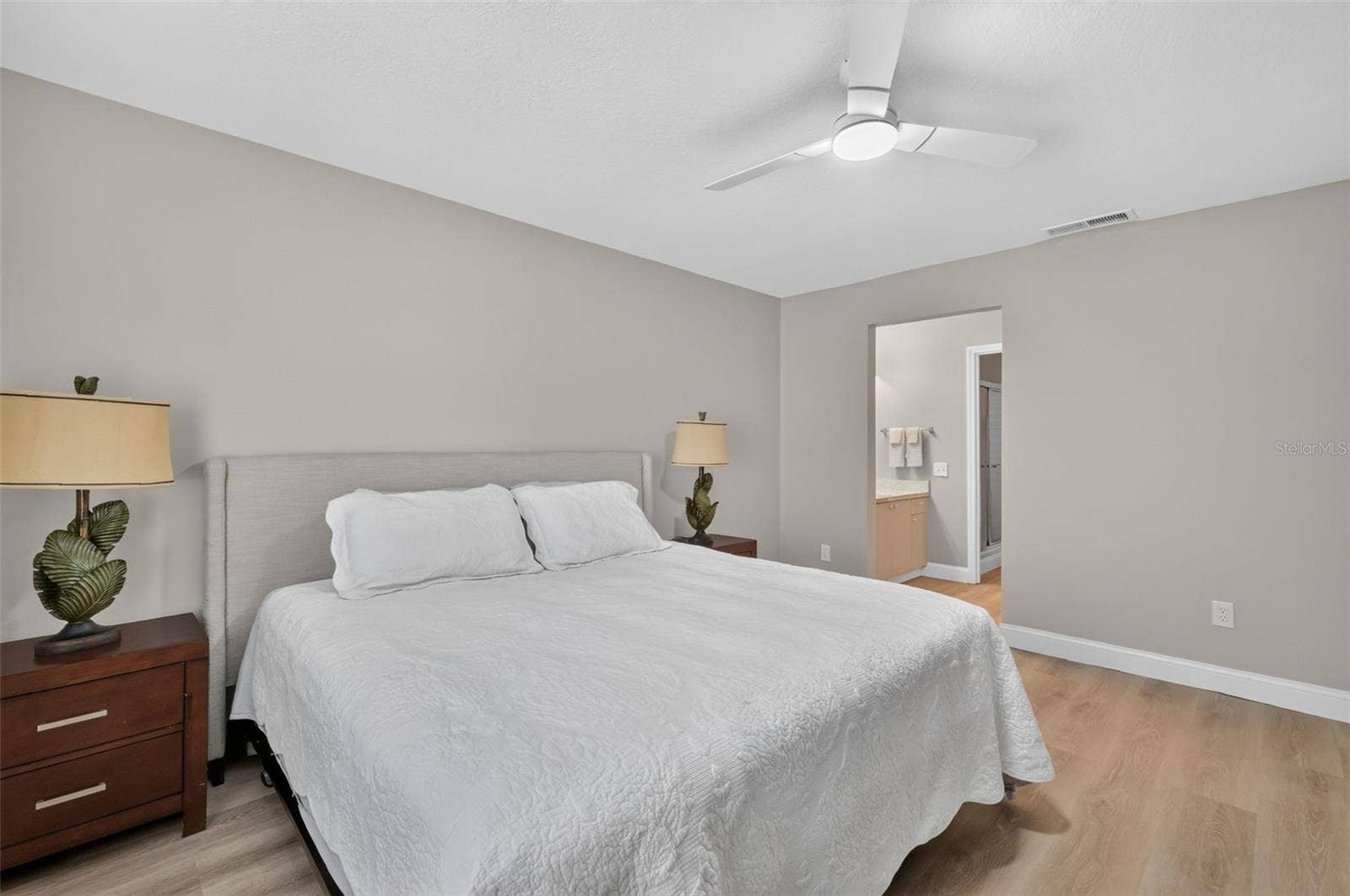 1647 DURAN DRIVE, The Villages, FL 32162 1647 DURAN DRIVE, The Villages, FL 32162