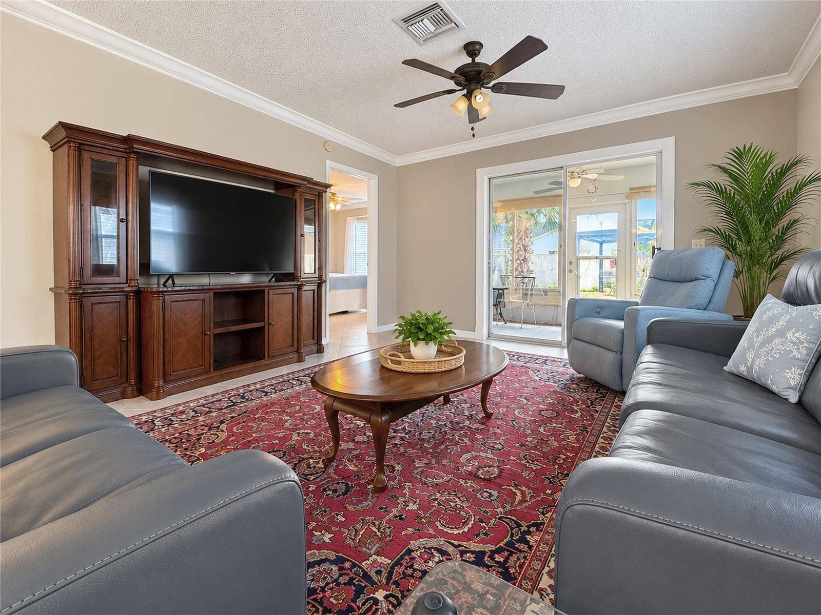 1318 BALBOA COURT, The Villages, FL 32159 TURN-KEY, Electric reclining furniture (sofa, loveseat & recliner)