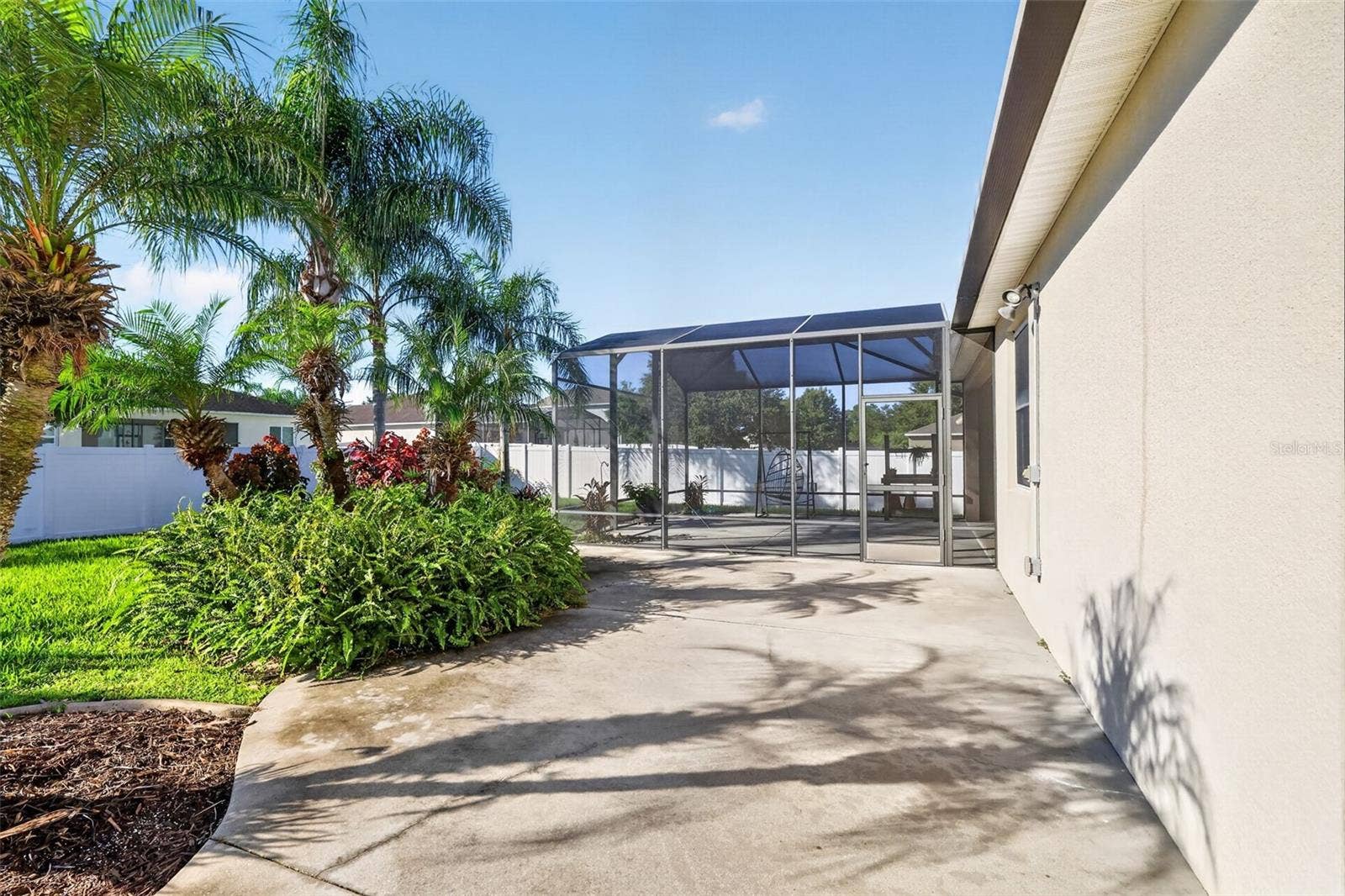4913 ROYCE DRIVE, Mount Dora, FL 32757 4913 ROYCE DRIVE, Mount Dora, FL 32757