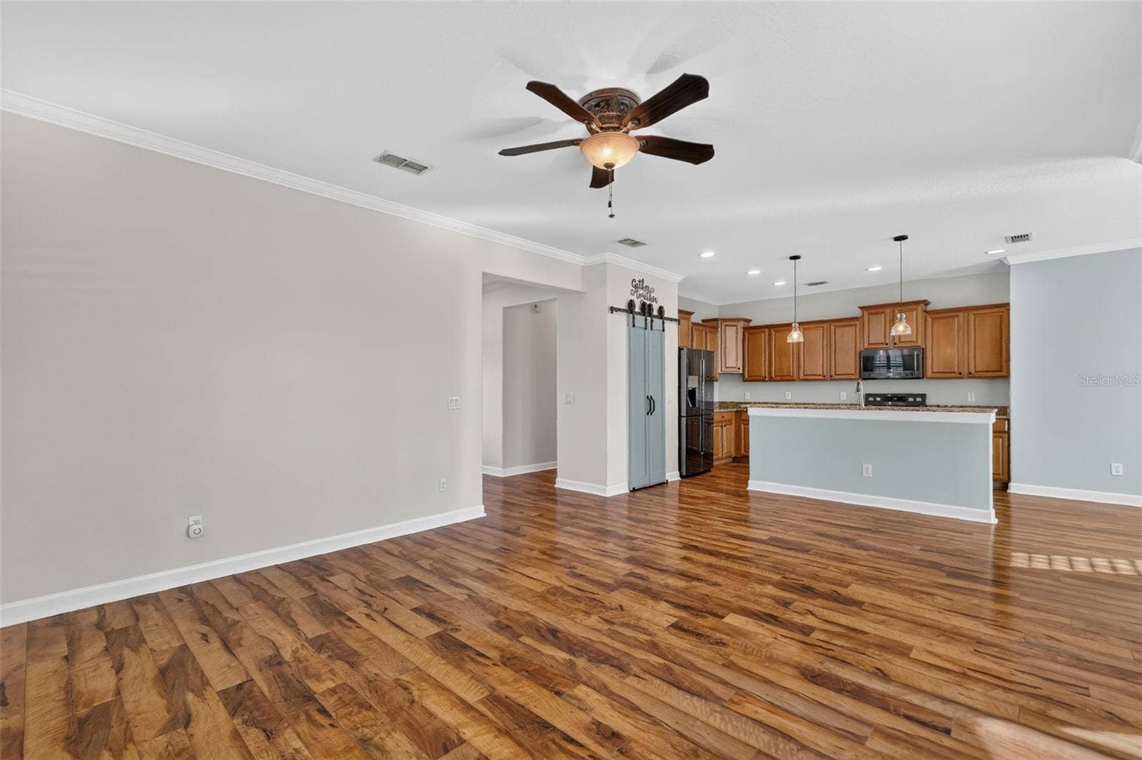4913 ROYCE DRIVE, Mount Dora, FL 32757 4913 ROYCE DRIVE, Mount Dora, FL 32757