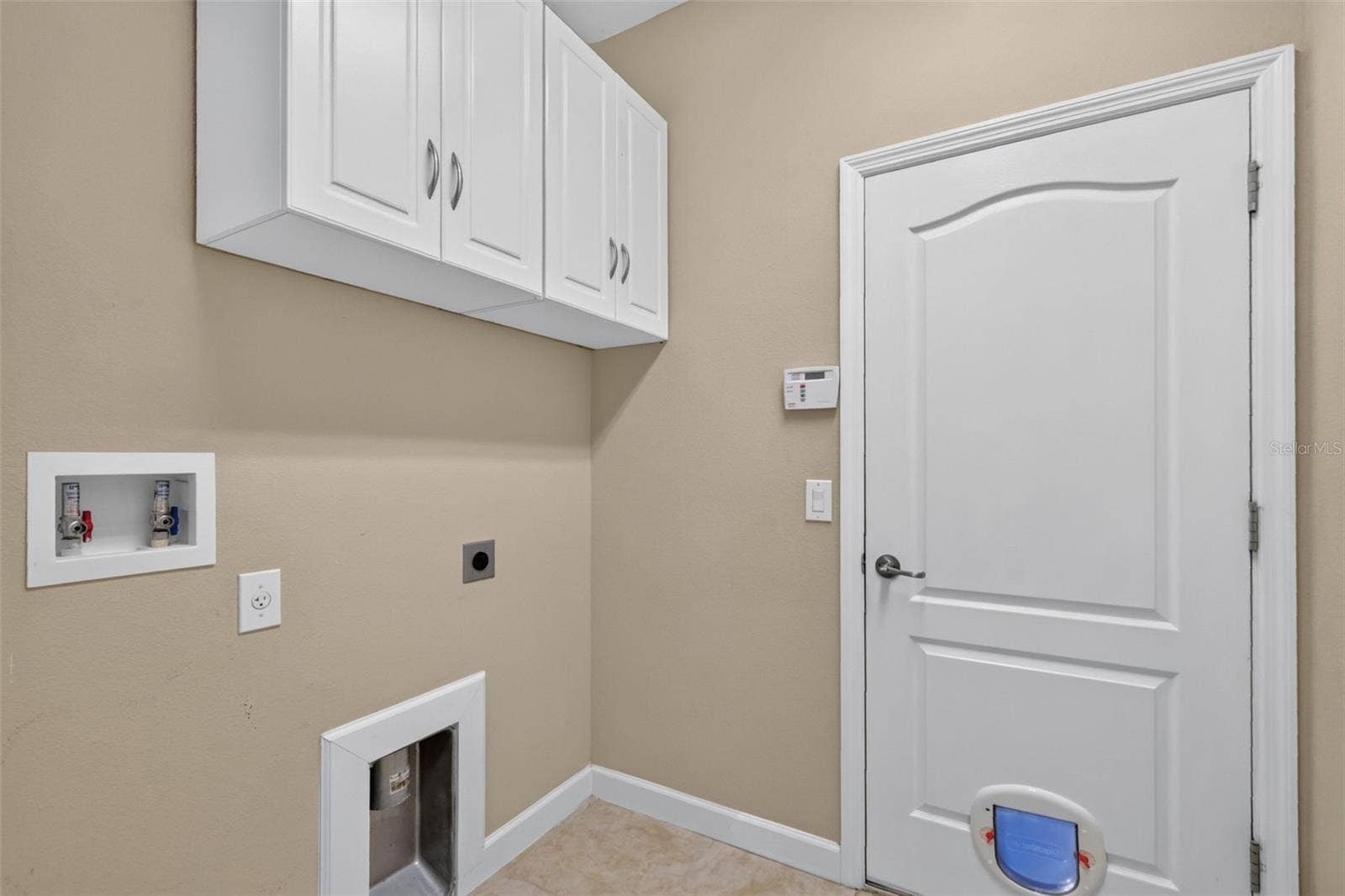 4913 ROYCE DRIVE, Mount Dora, FL 32757 4913 ROYCE DRIVE, Mount Dora, FL 32757