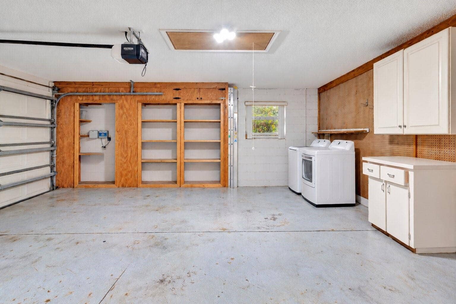 5124 LINKS LANE, Leesburg, FL 34748 Garage