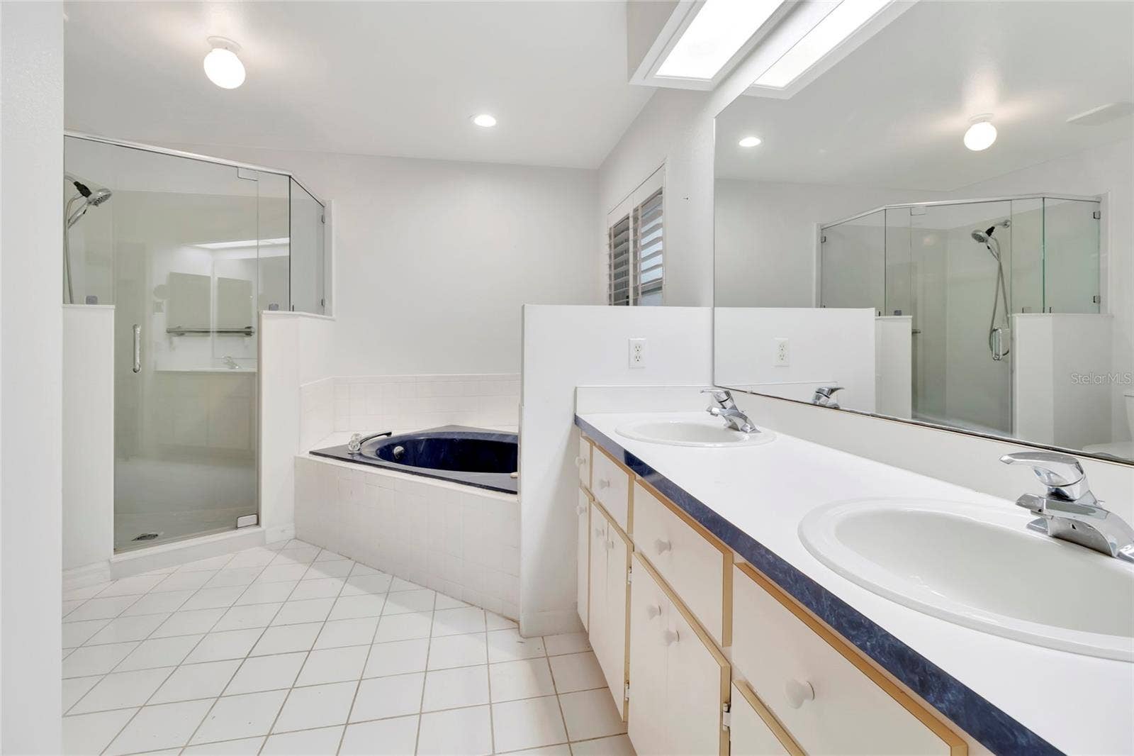 5124 LINKS LANE, Leesburg, FL 34748 Primary Bathroom