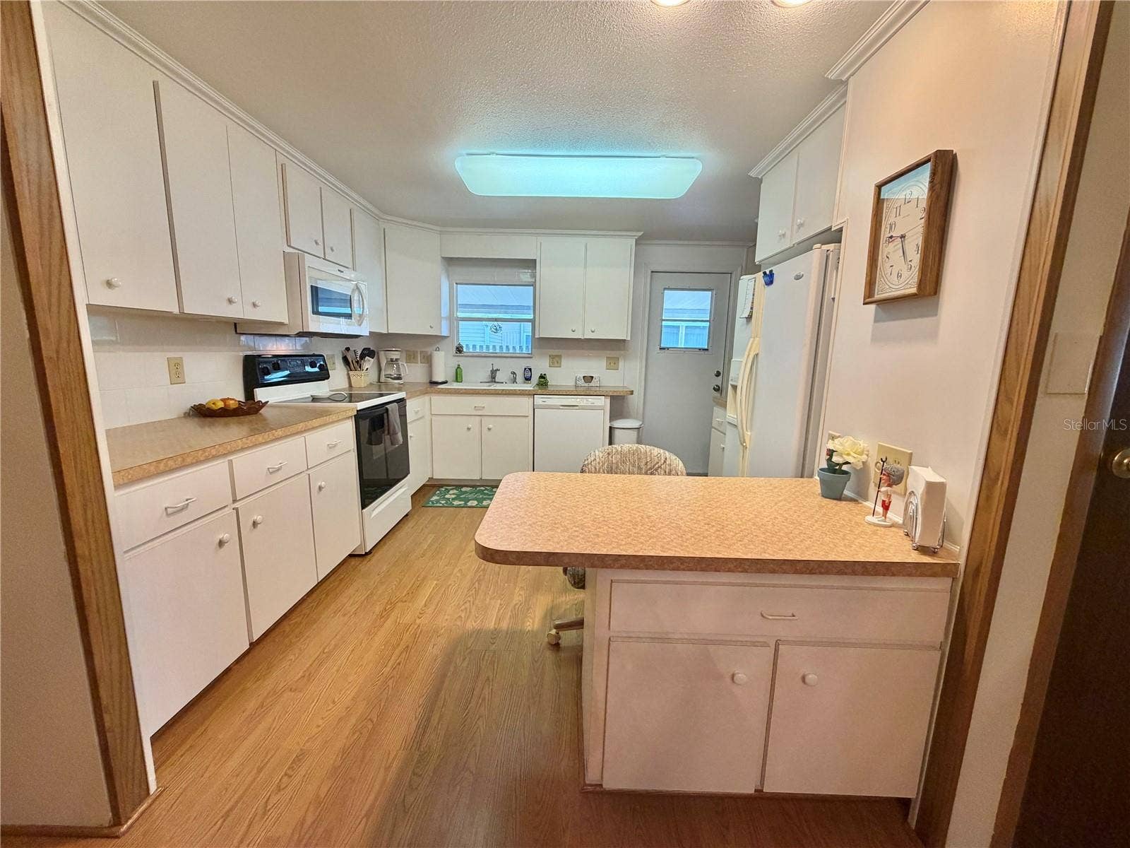 307 HAWTHORNE BOULEVARD, Leesburg, FL 34748 307 HAWTHORNE BOULEVARD, Leesburg, FL 34748