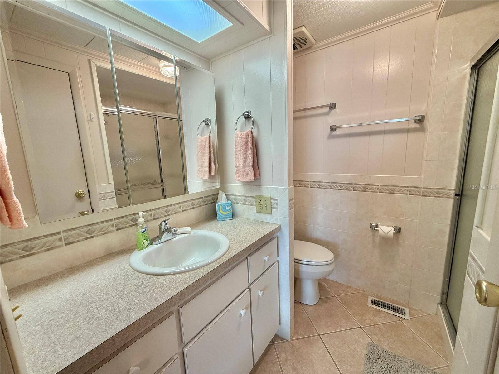 307 HAWTHORNE BOULEVARD, Leesburg, FL 34748 307 HAWTHORNE BOULEVARD, Leesburg, FL 34748