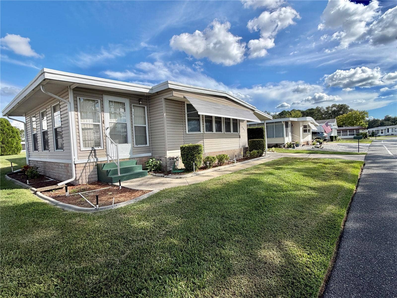 307 HAWTHORNE BOULEVARD, Leesburg, FL 34748 307 HAWTHORNE BOULEVARD, Leesburg, FL 34748