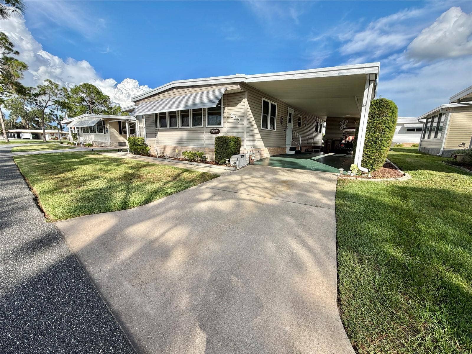 307 HAWTHORNE BOULEVARD, Leesburg, FL 34748 307 HAWTHORNE BOULEVARD, Leesburg, FL 34748