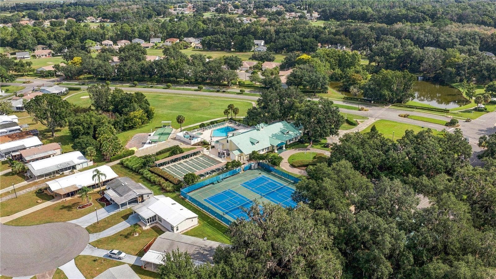 32802 CROOKED OAKS LANE, Leesburg, FL 34748 32802 CROOKED OAKS LANE, Leesburg, FL 34748