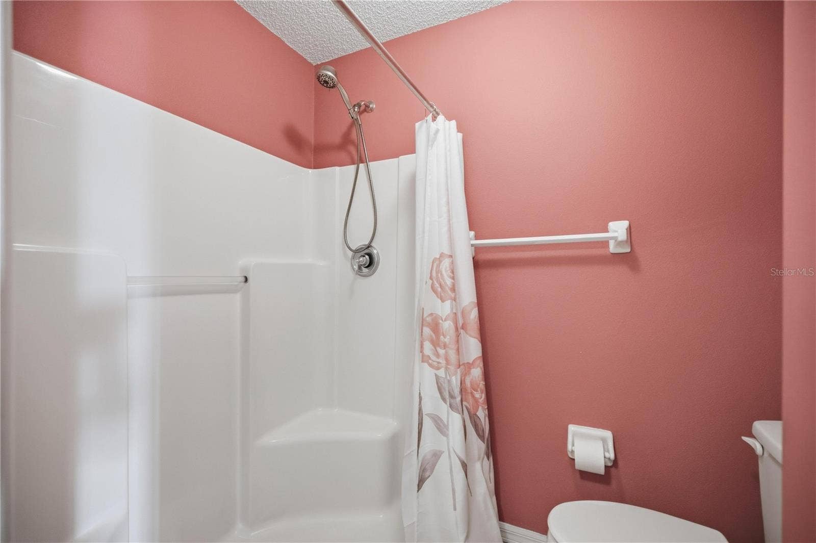 32802 CROOKED OAKS LANE, Leesburg, FL 34748 Primary Bathroom