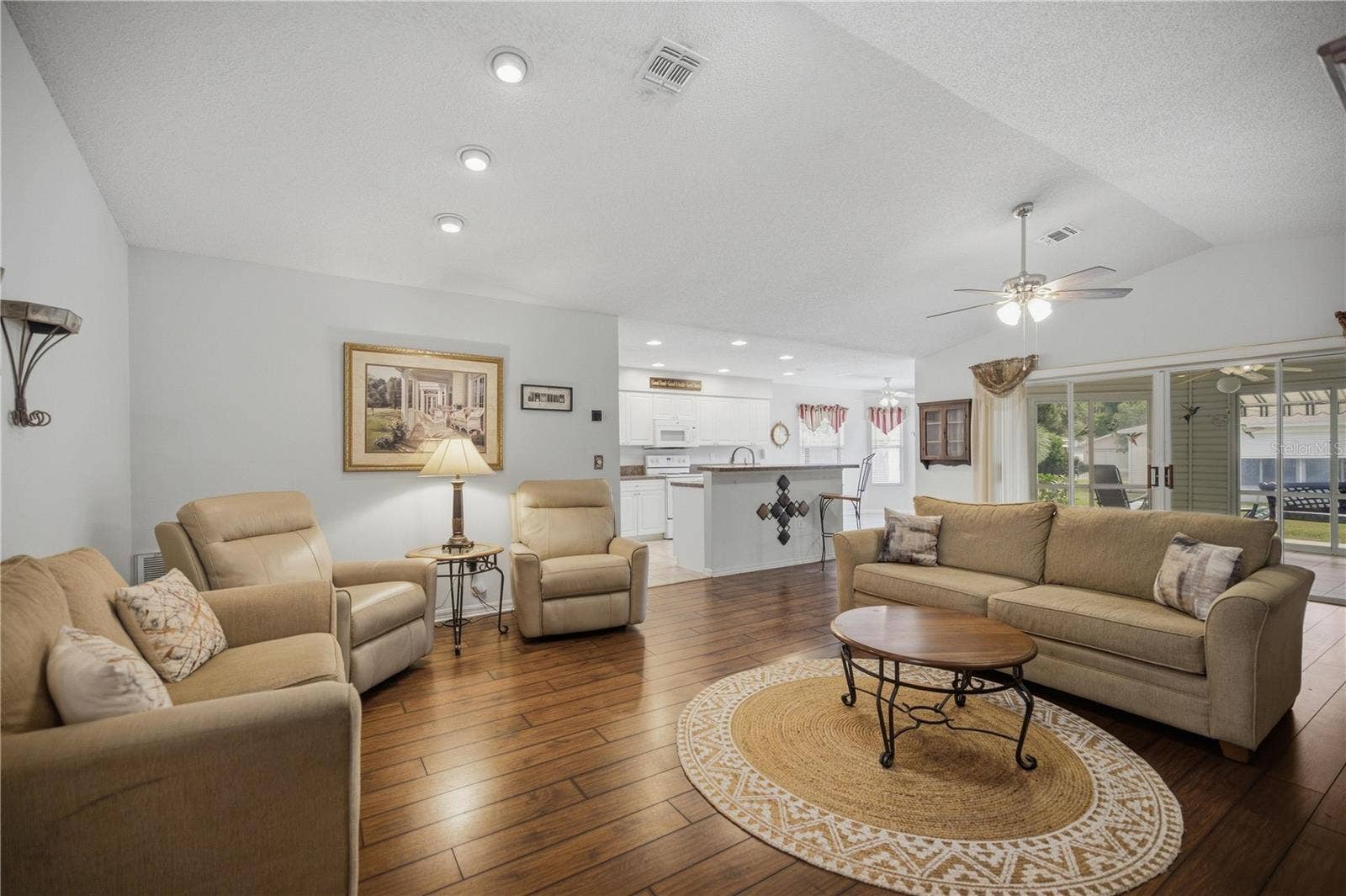 32802 CROOKED OAKS LANE, Leesburg, FL 34748 32802 CROOKED OAKS LANE, Leesburg, FL 34748