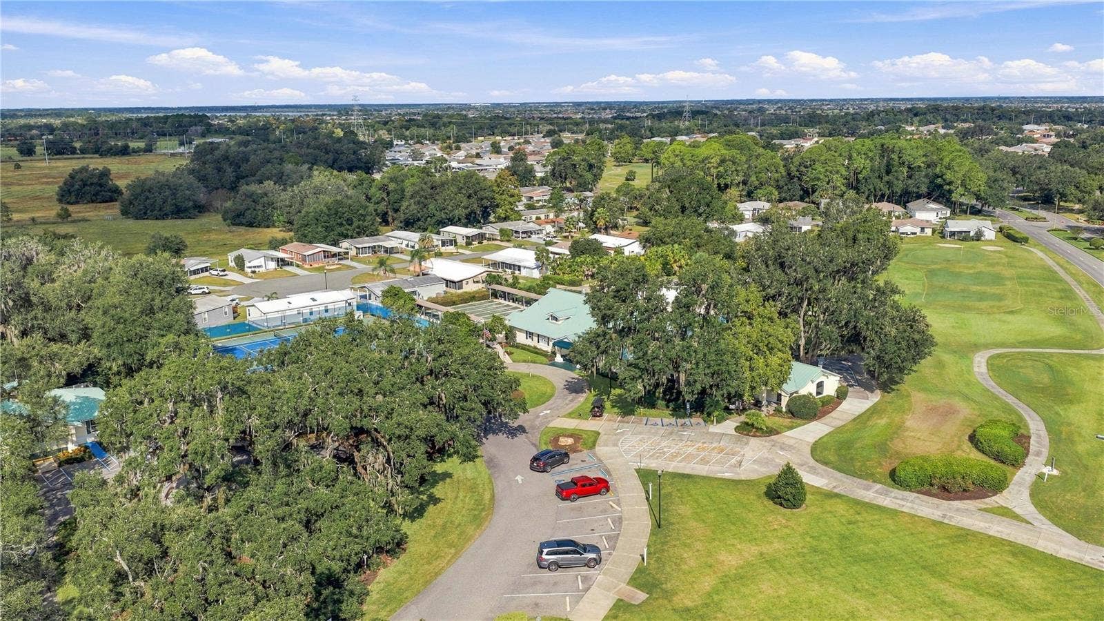 32802 CROOKED OAKS LANE, Leesburg, FL 34748 32802 CROOKED OAKS LANE, Leesburg, FL 34748