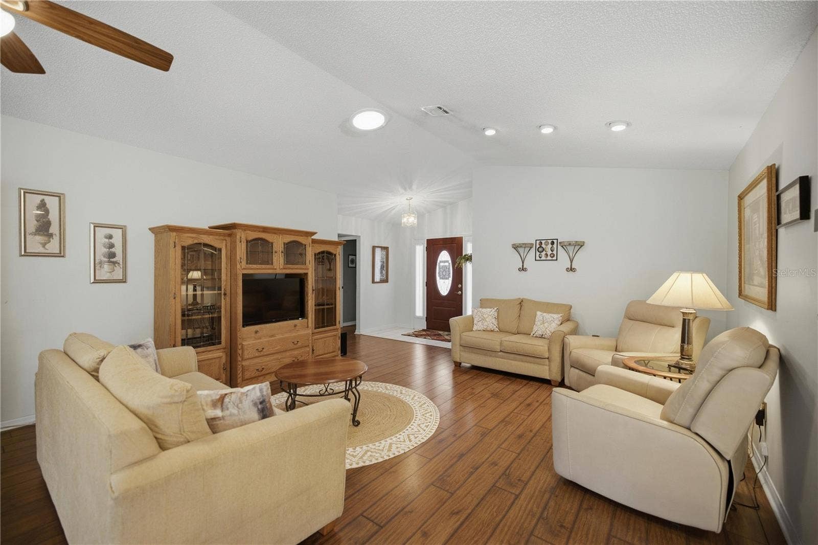32802 CROOKED OAKS LANE, Leesburg, FL 34748 32802 CROOKED OAKS LANE, Leesburg, FL 34748