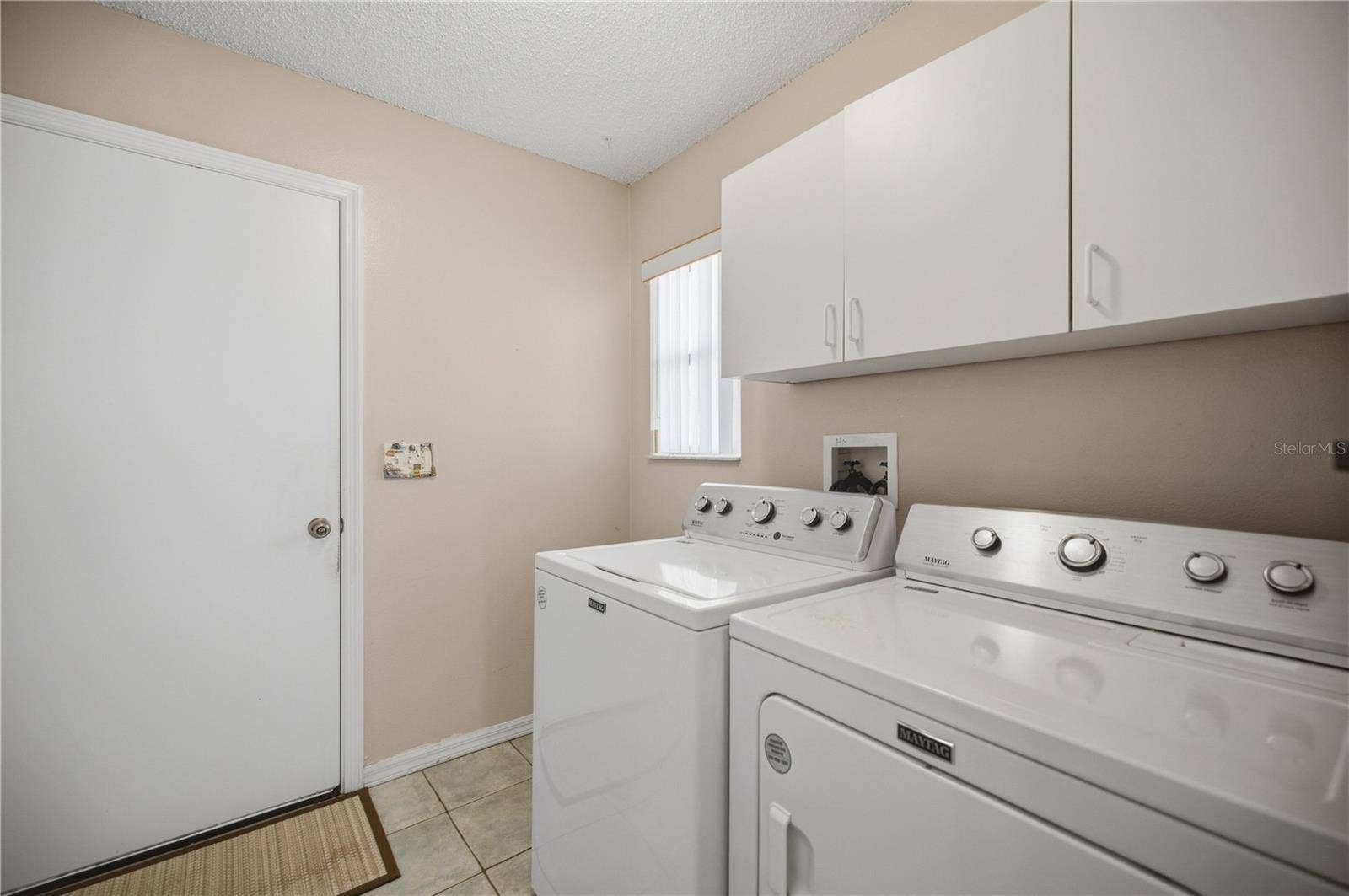 32802 CROOKED OAKS LANE, Leesburg, FL 34748 Inside Laundry Room
