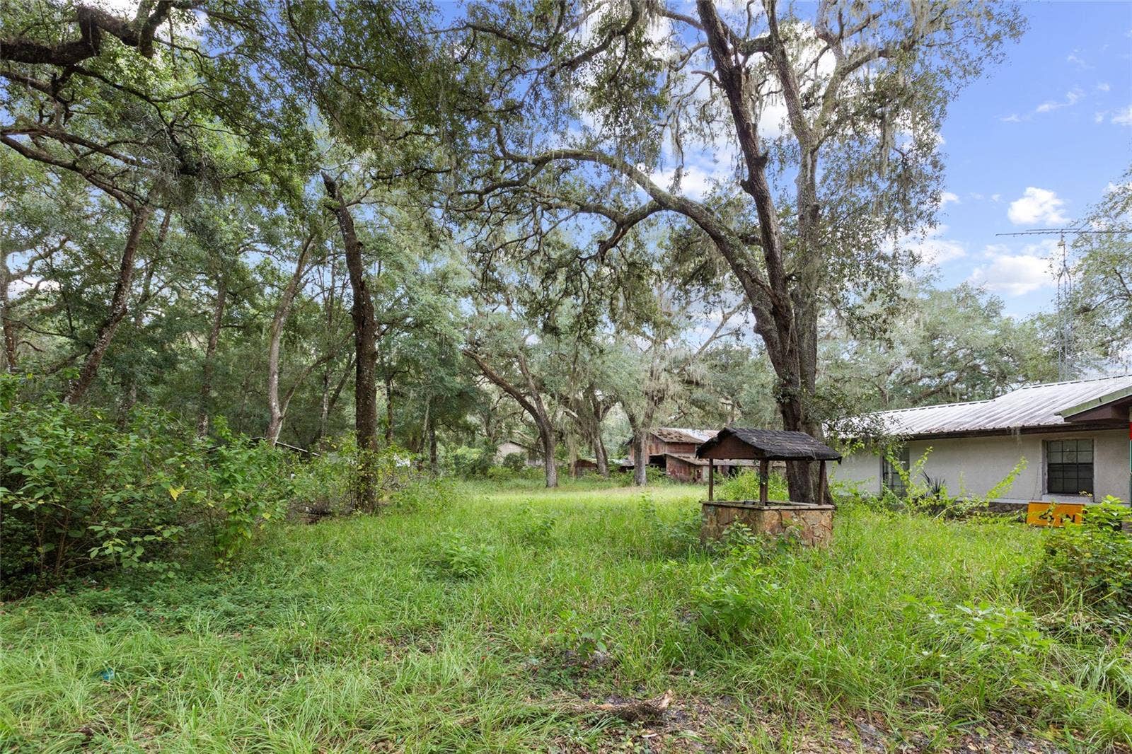 935 CR 738E, Webster, FL 33597 935 CR 738E, Webster, FL 33597