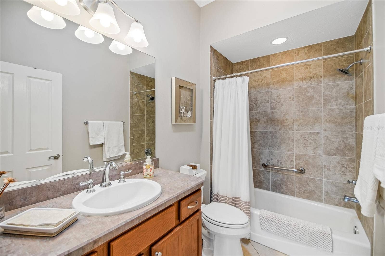 1241 TARFLOWER TERRACE, The Villages, FL 32163 1241 TARFLOWER TERRACE, The Villages, FL 32163