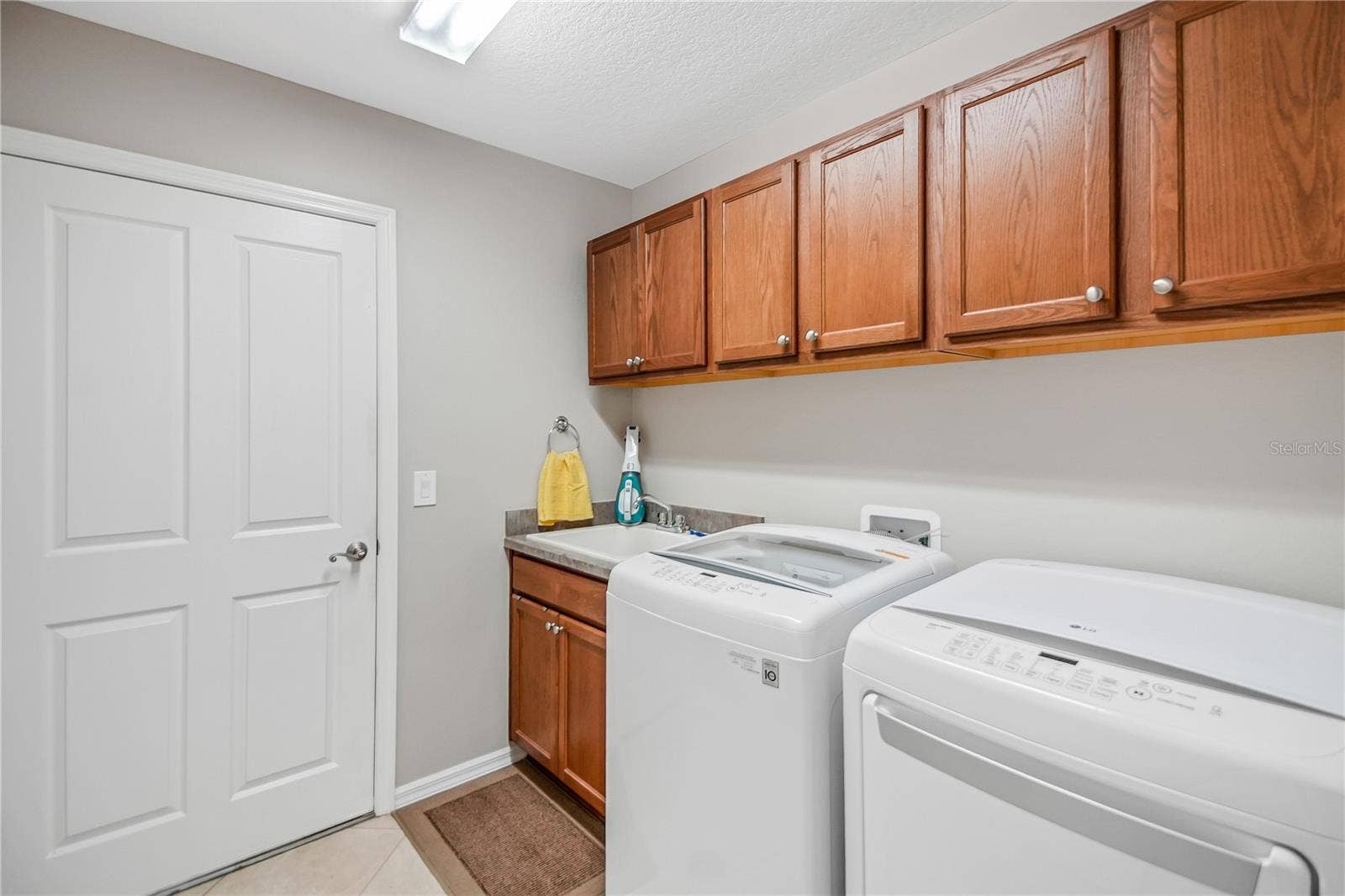 1241 TARFLOWER TERRACE, The Villages, FL 32163 1241 TARFLOWER TERRACE, The Villages, FL 32163