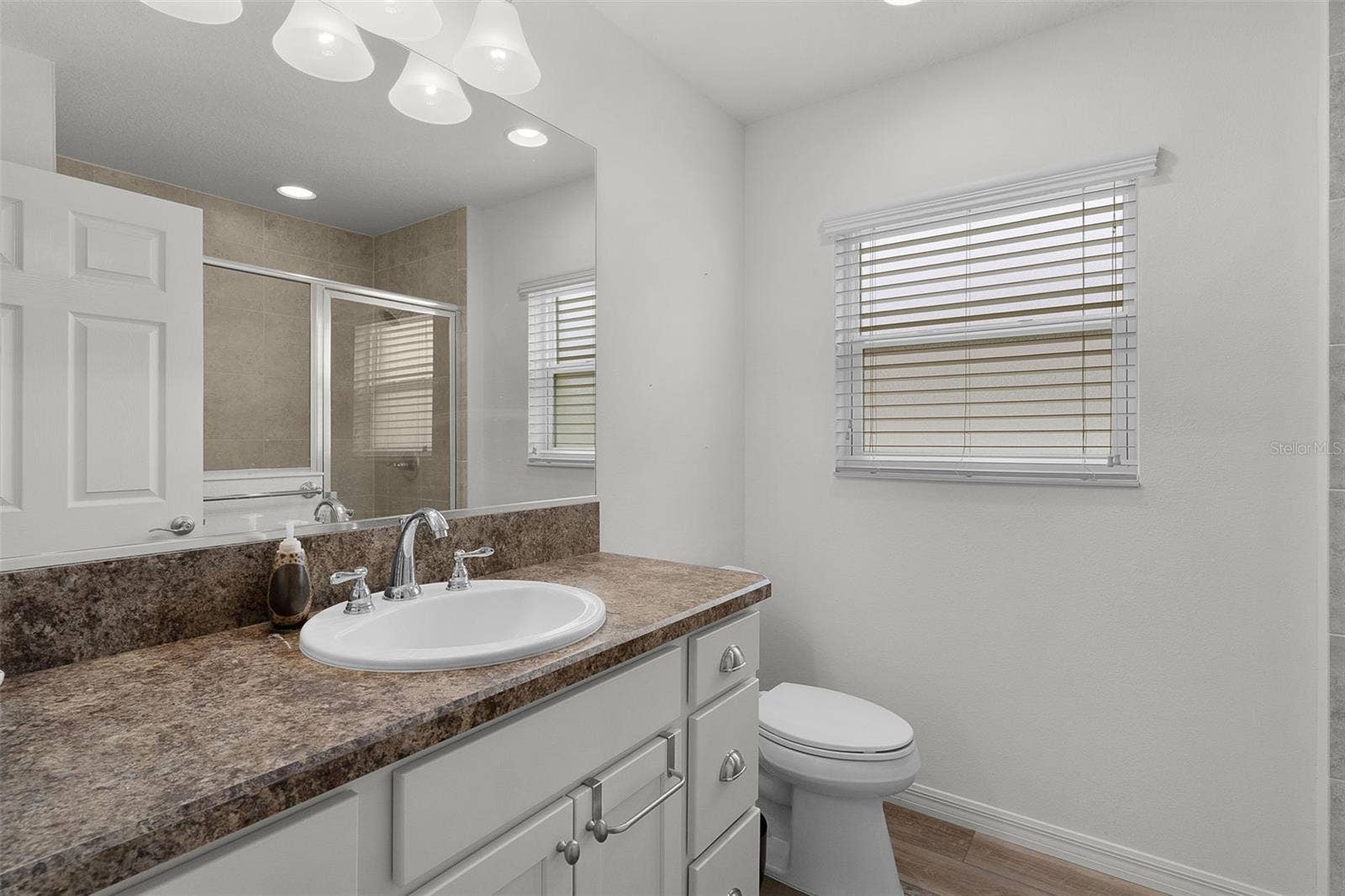 3277 KRANZ AVENUE, The Villages, FL 32163 3277 KRANZ AVENUE, The Villages, FL 32163