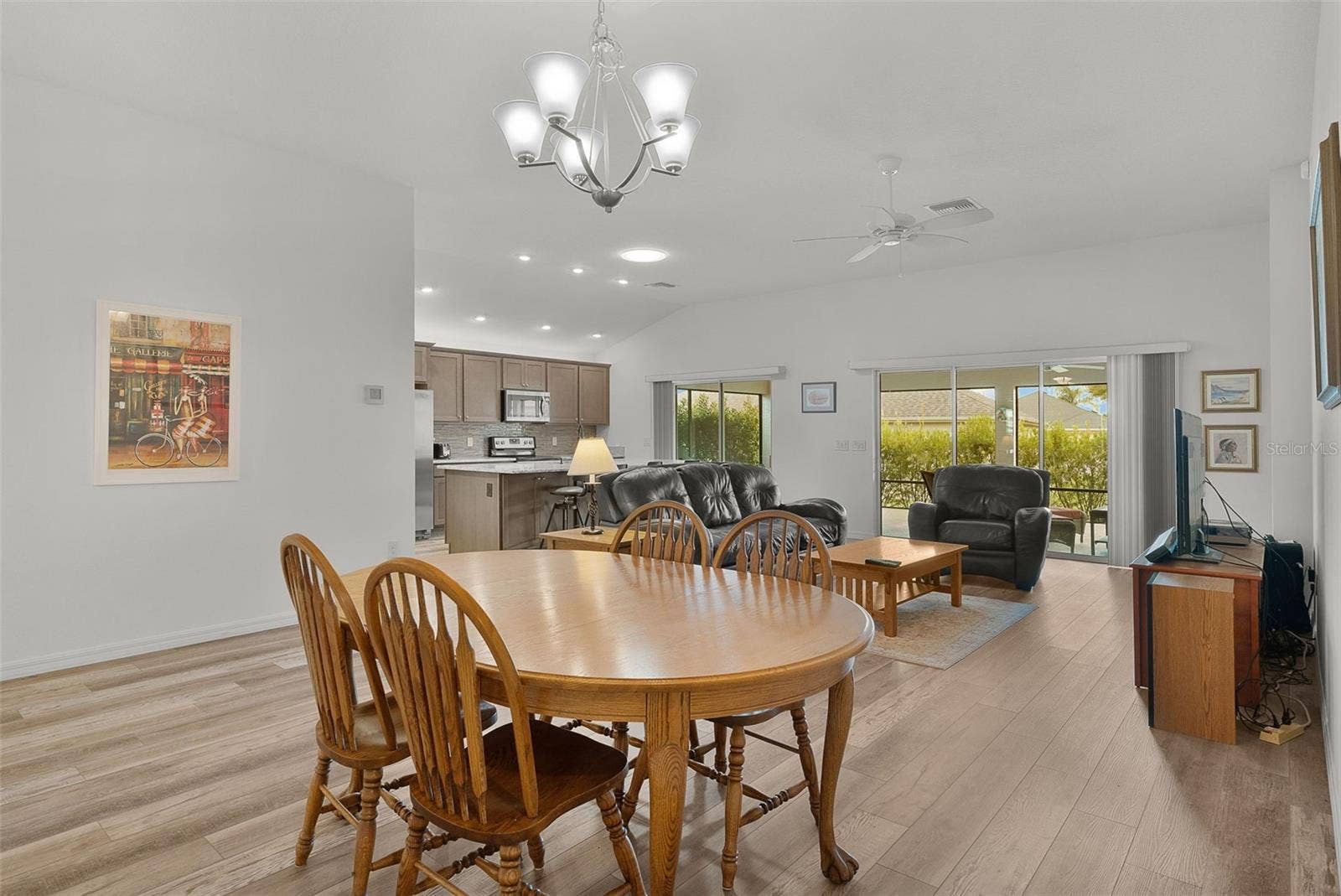 3277 KRANZ AVENUE, The Villages, FL 32163 3277 KRANZ AVENUE, The Villages, FL 32163
