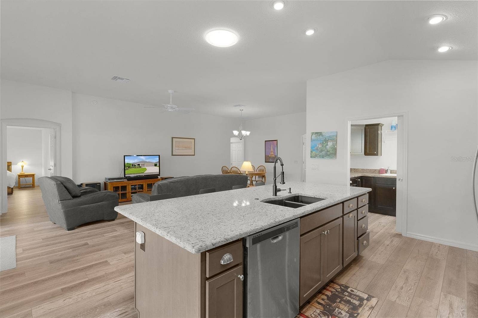 3277 KRANZ AVENUE, The Villages, FL 32163 3277 KRANZ AVENUE, The Villages, FL 32163