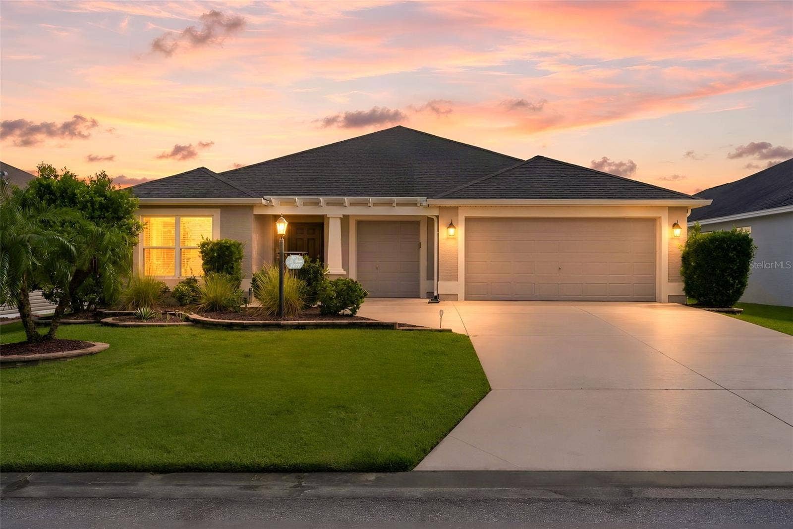 3277 KRANZ AVENUE, The Villages, FL 32163 3277 KRANZ AVENUE, The Villages, FL 32163