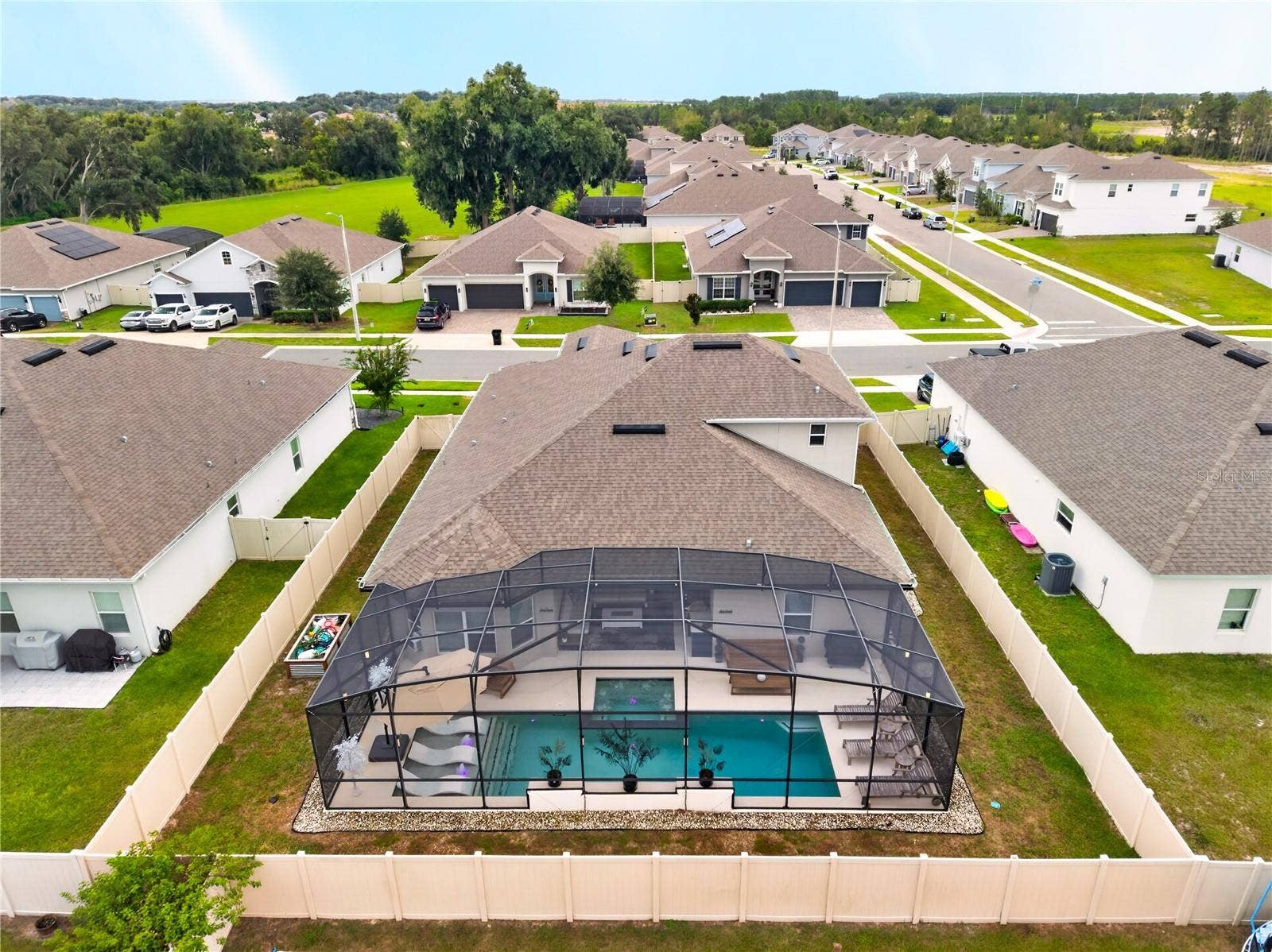 489 AVILA PLACE, Howey In The Hills, FL 34737
