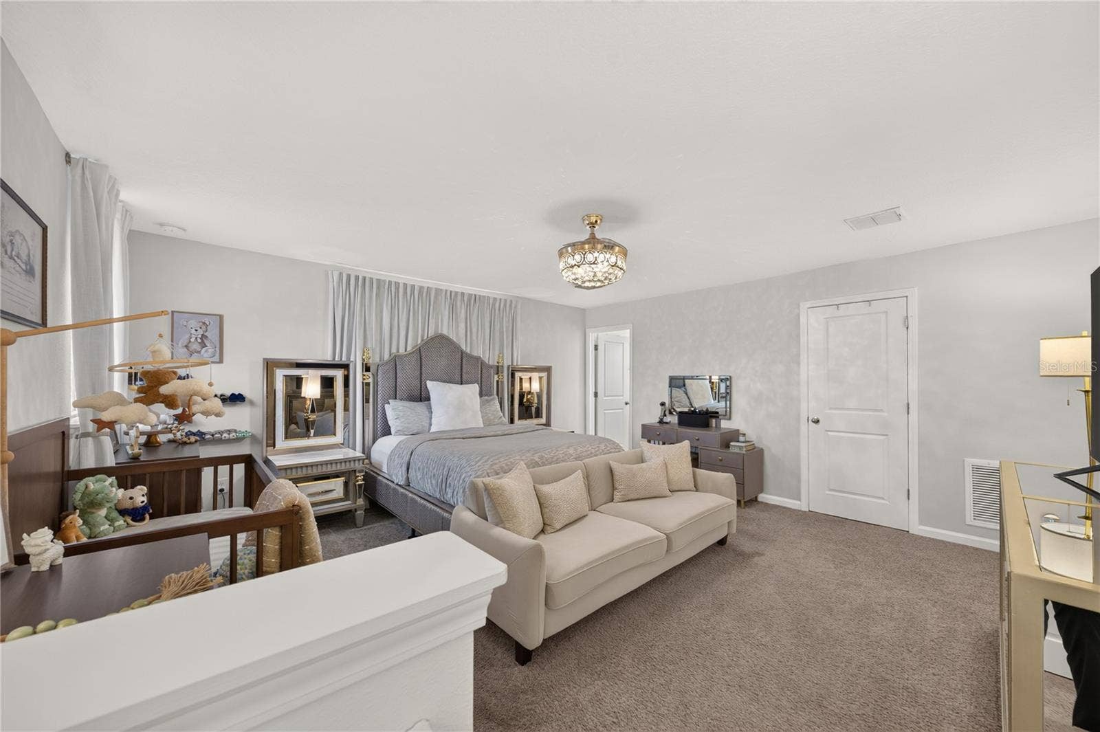 489 AVILA PLACE, Howey In The Hills, FL 34737