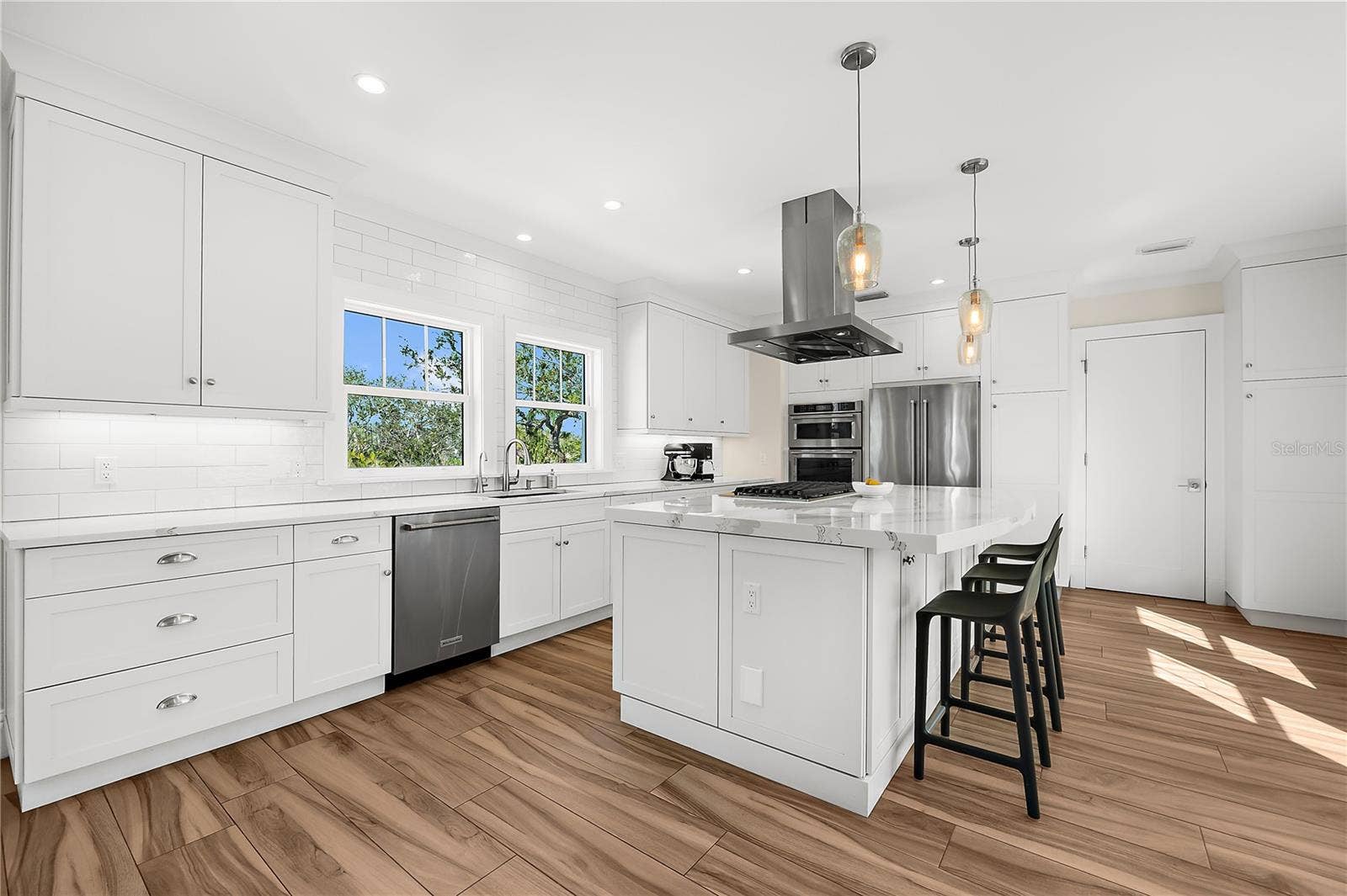 116 GARDEN LANE, Sarasota, FL 34242