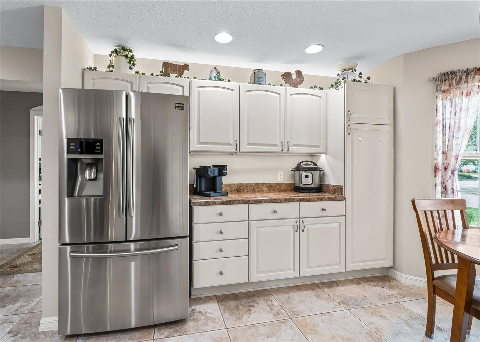 2182 KAYLEE DRIVE, The Villages, FL 32162 2182 KAYLEE DRIVE, The Villages, FL 32162